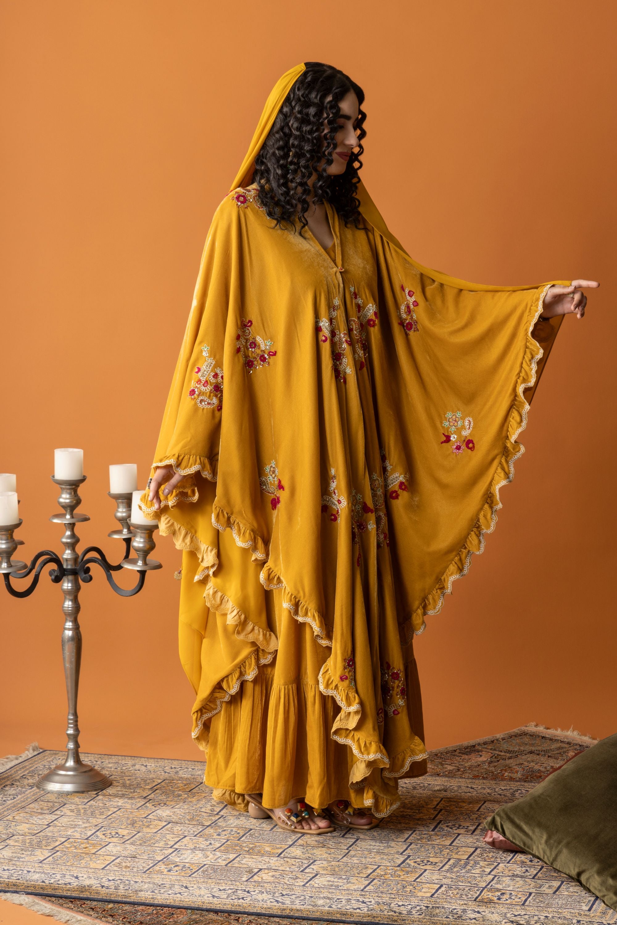 Aaliyah Embroidered Cape with Embellishment