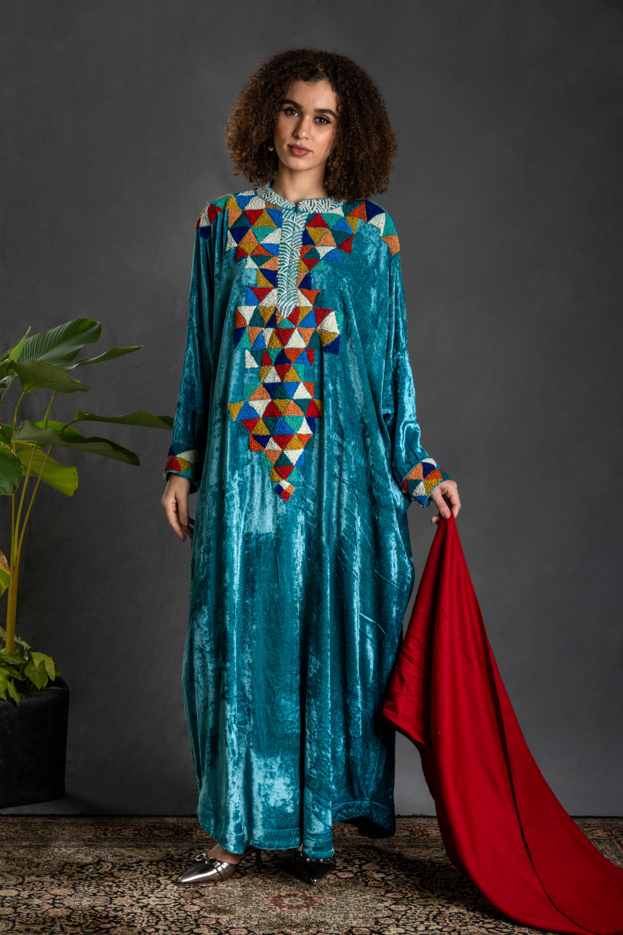 Ghadir Embroidered Jalabiya