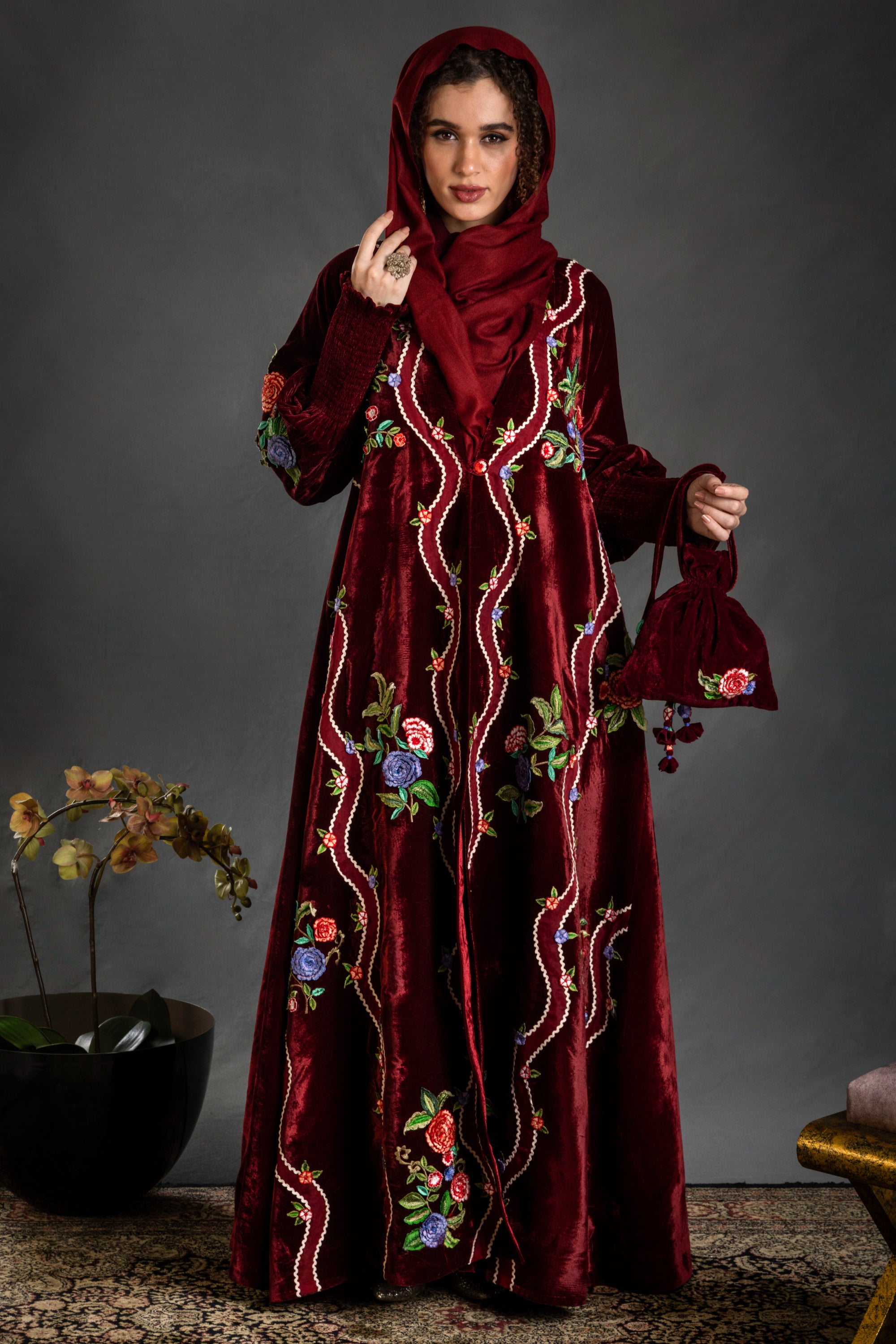 Akilah Embroidered Abaya