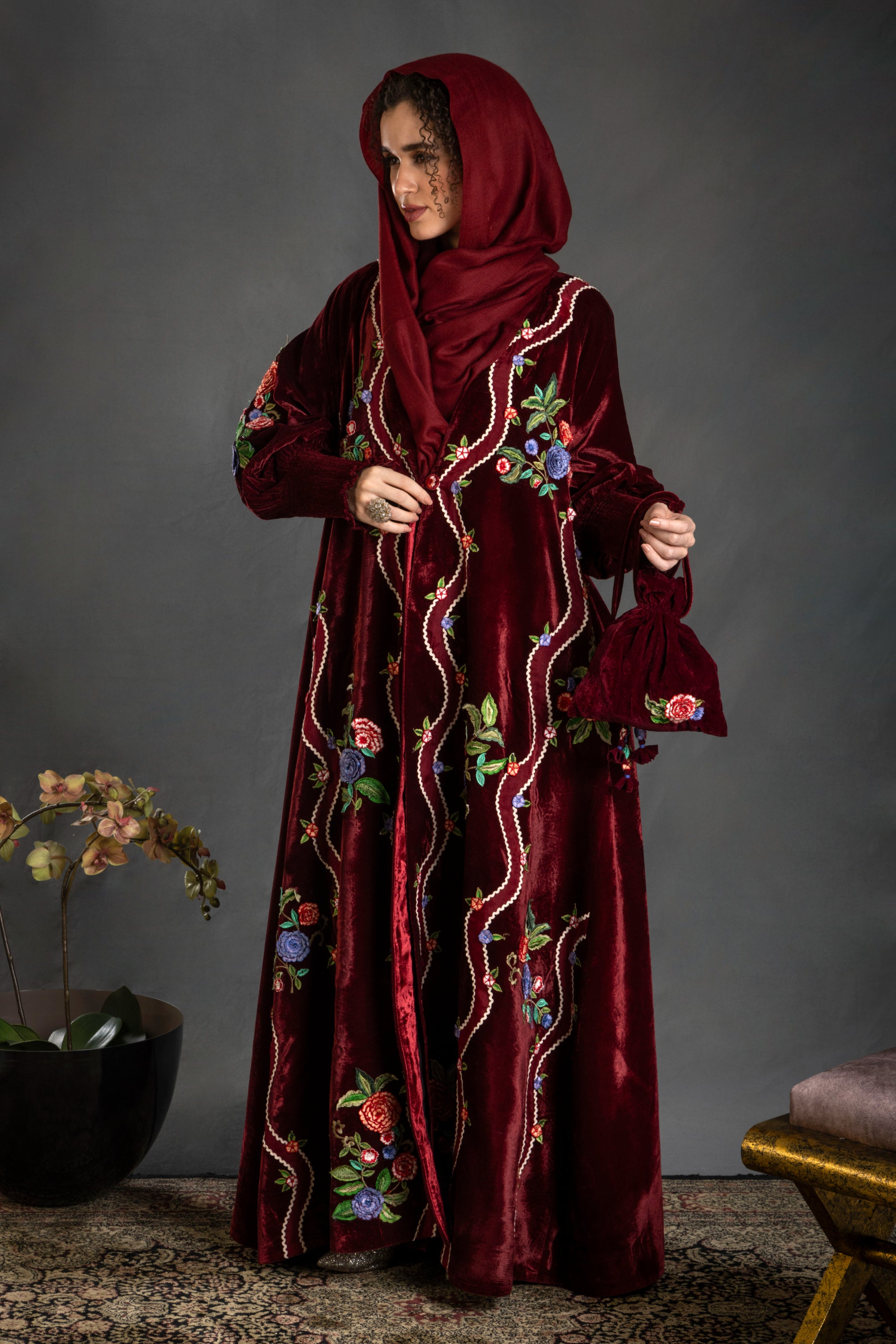 Akilah Embroidered Abaya