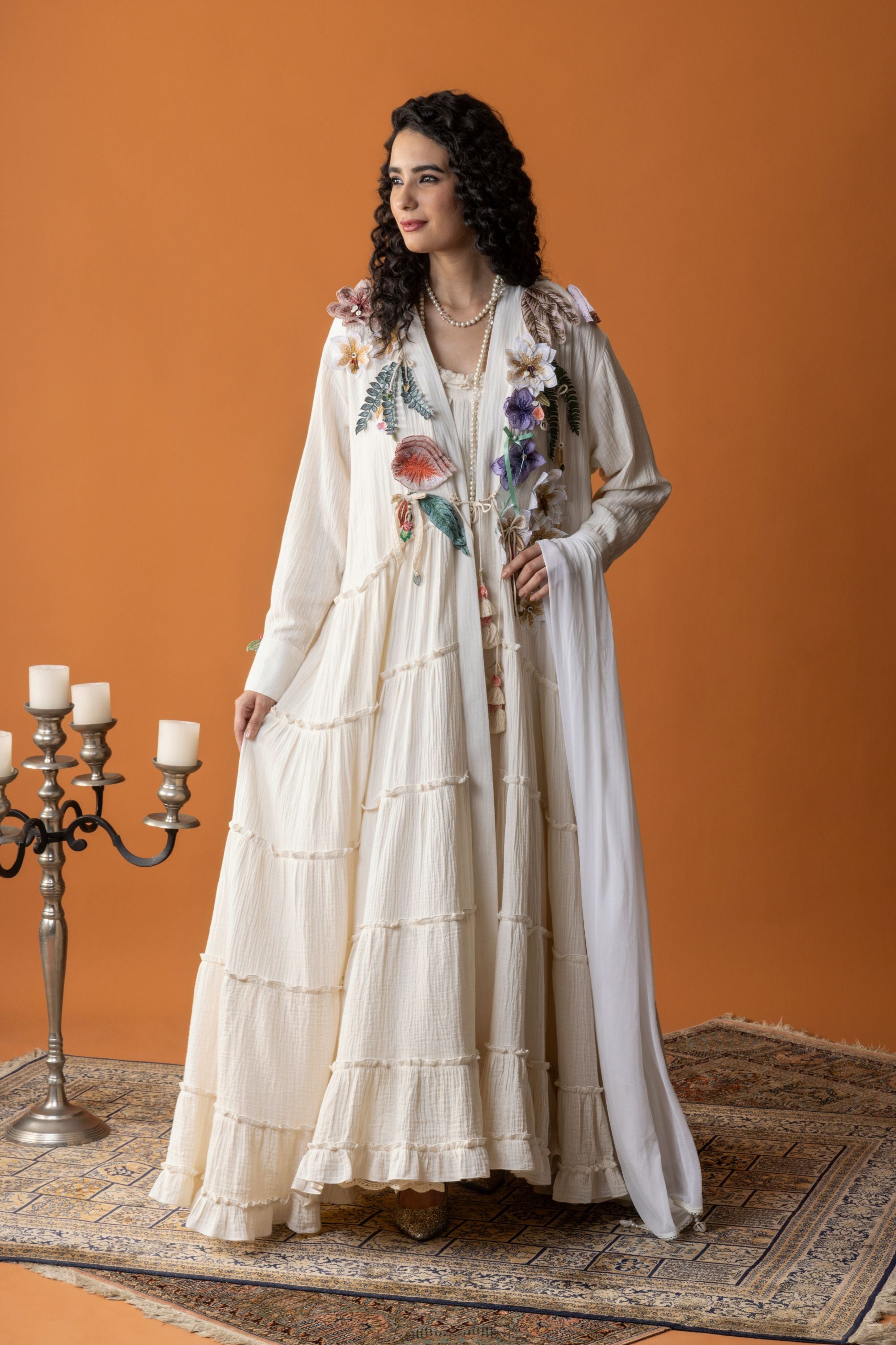 Fala Embroidered Abaya