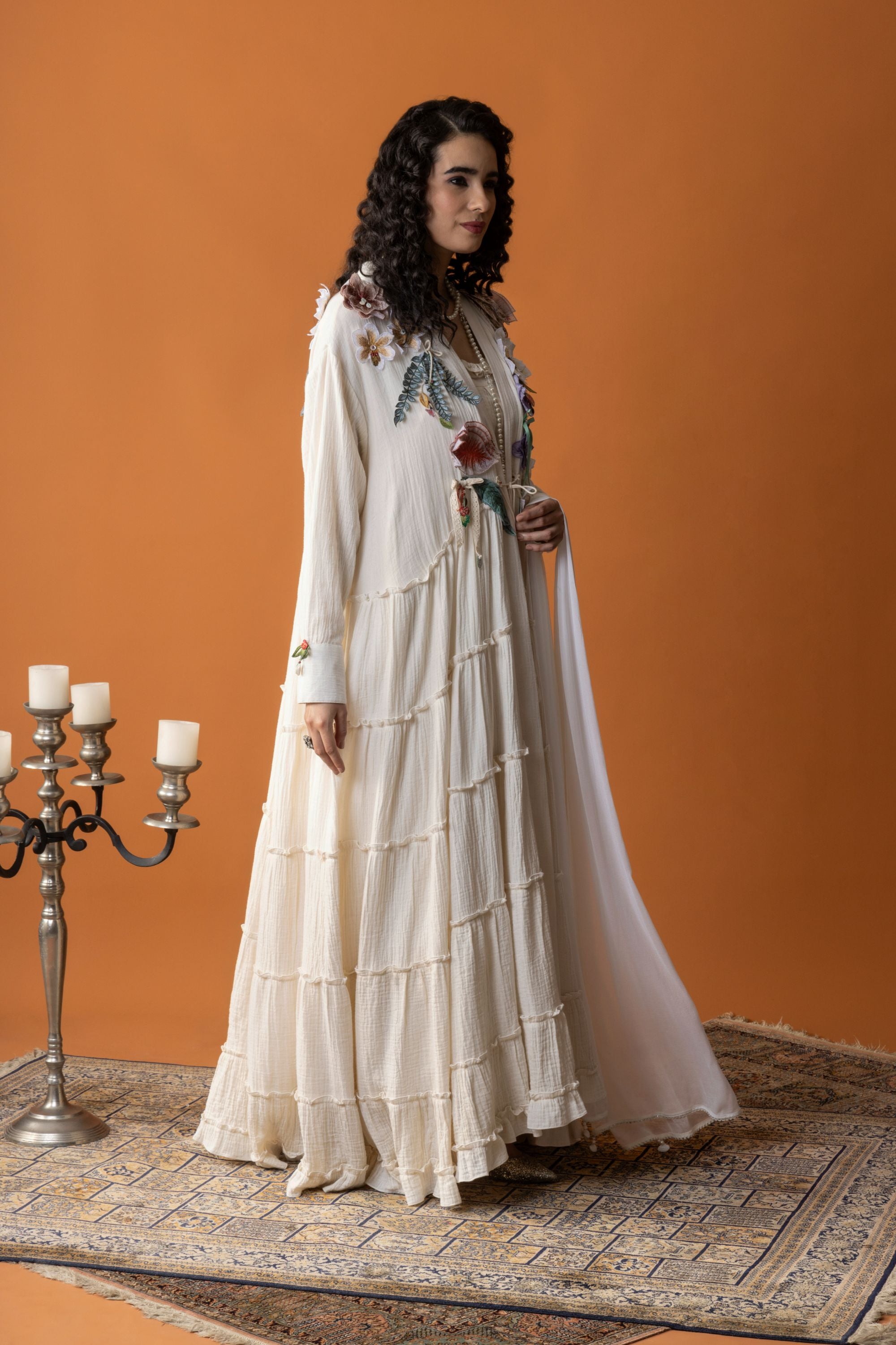 Fala Embroidered Abaya