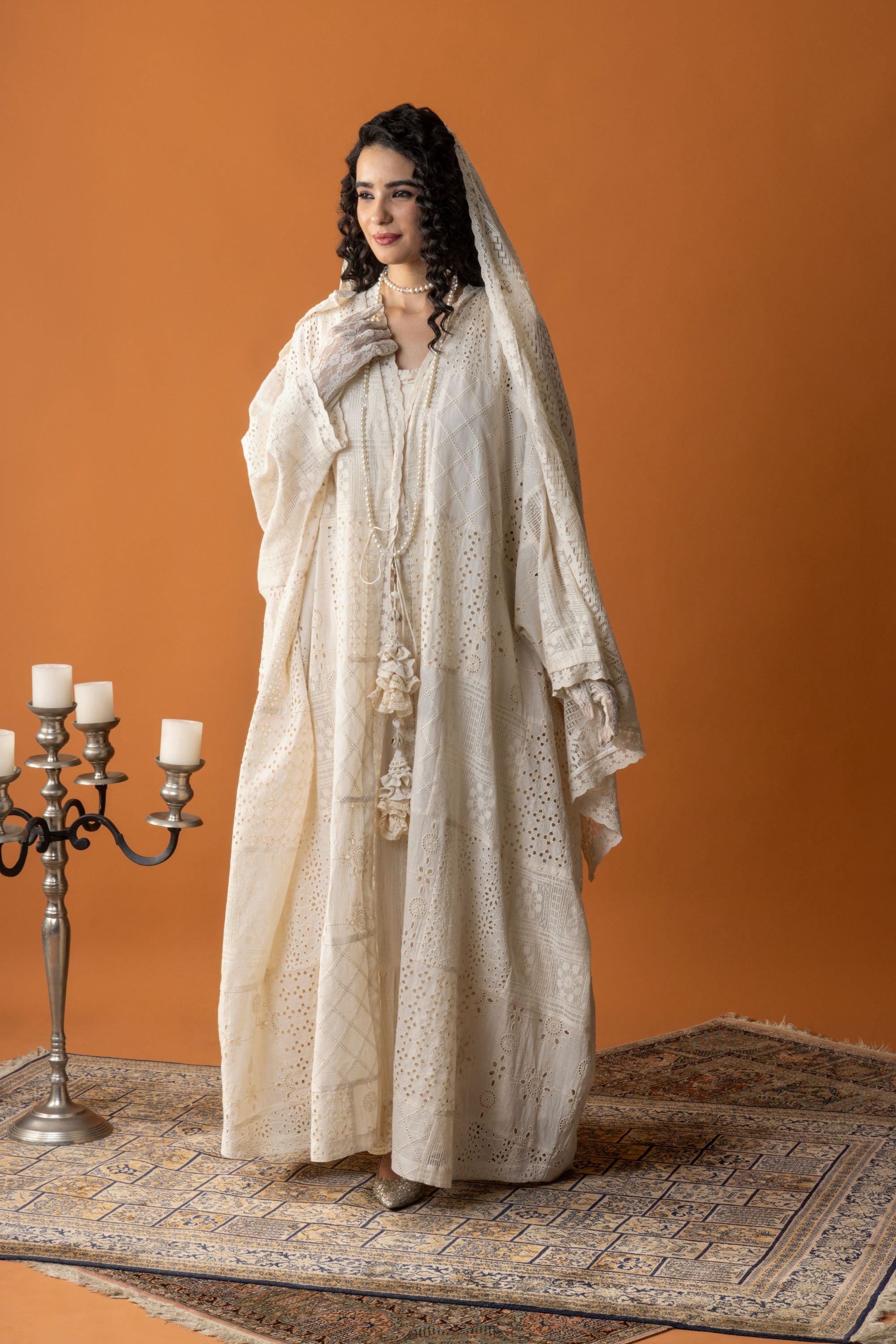 Niloufar Abaya