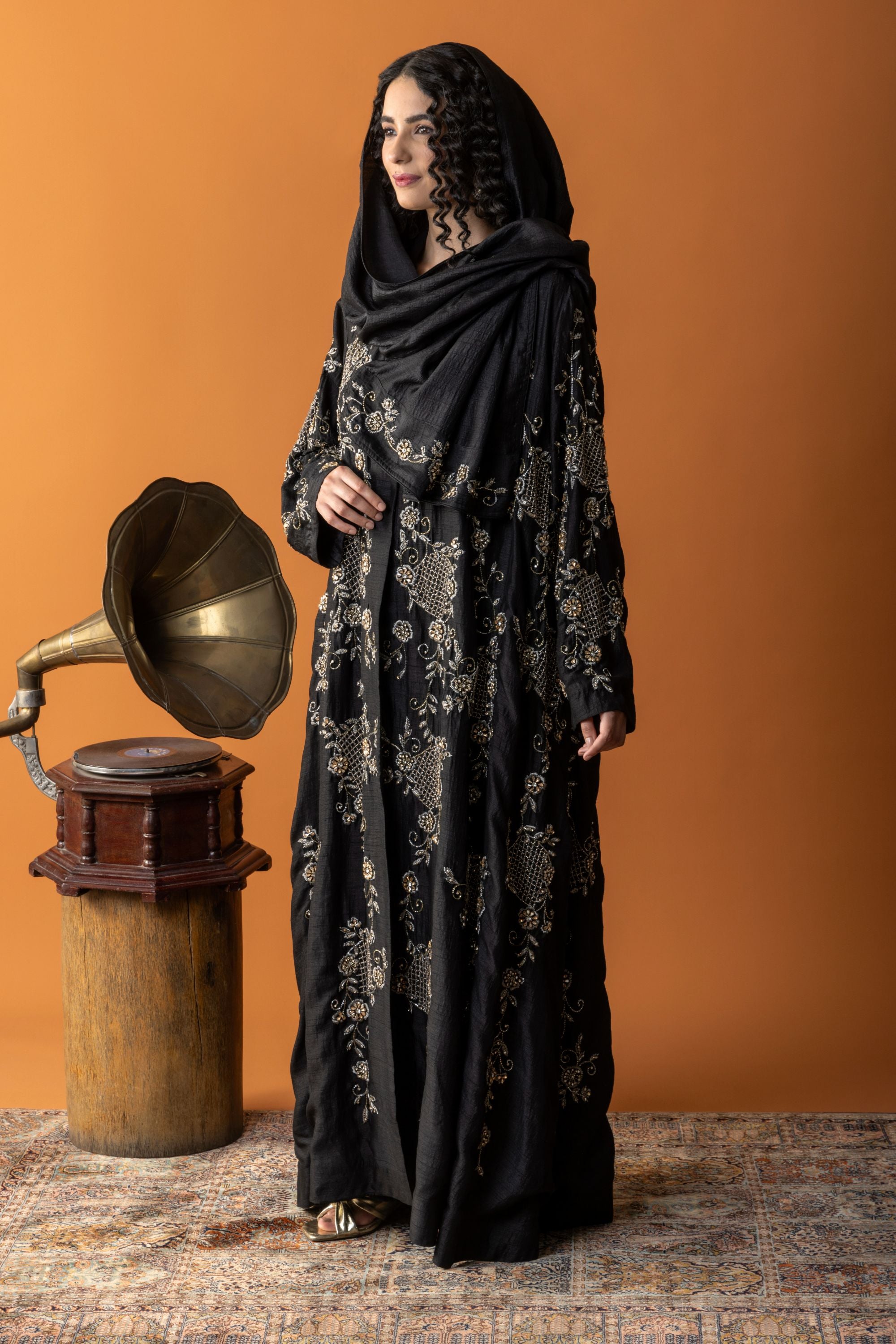 Aaerin Embellished Abaya