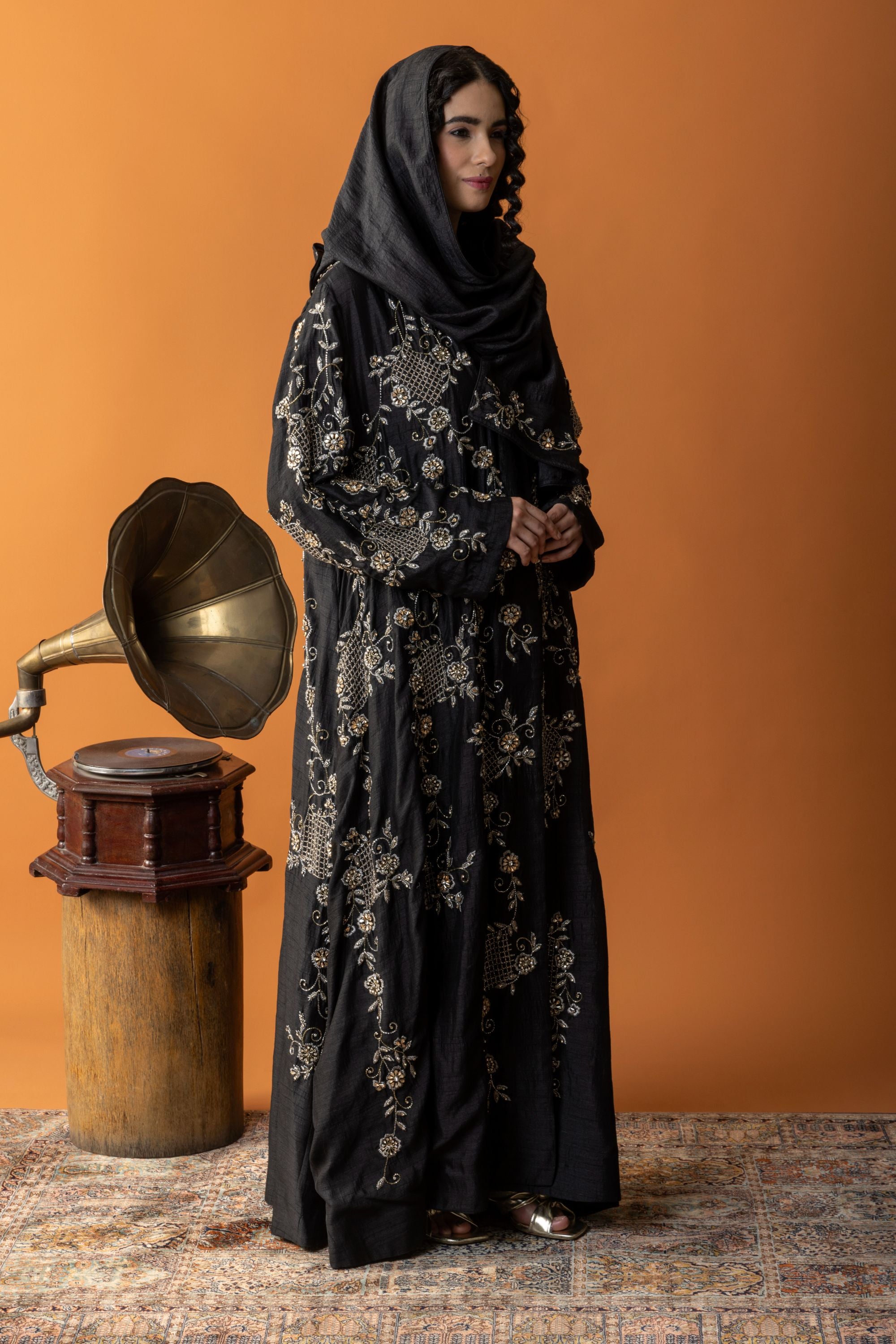 Aaerin Embellished Abaya