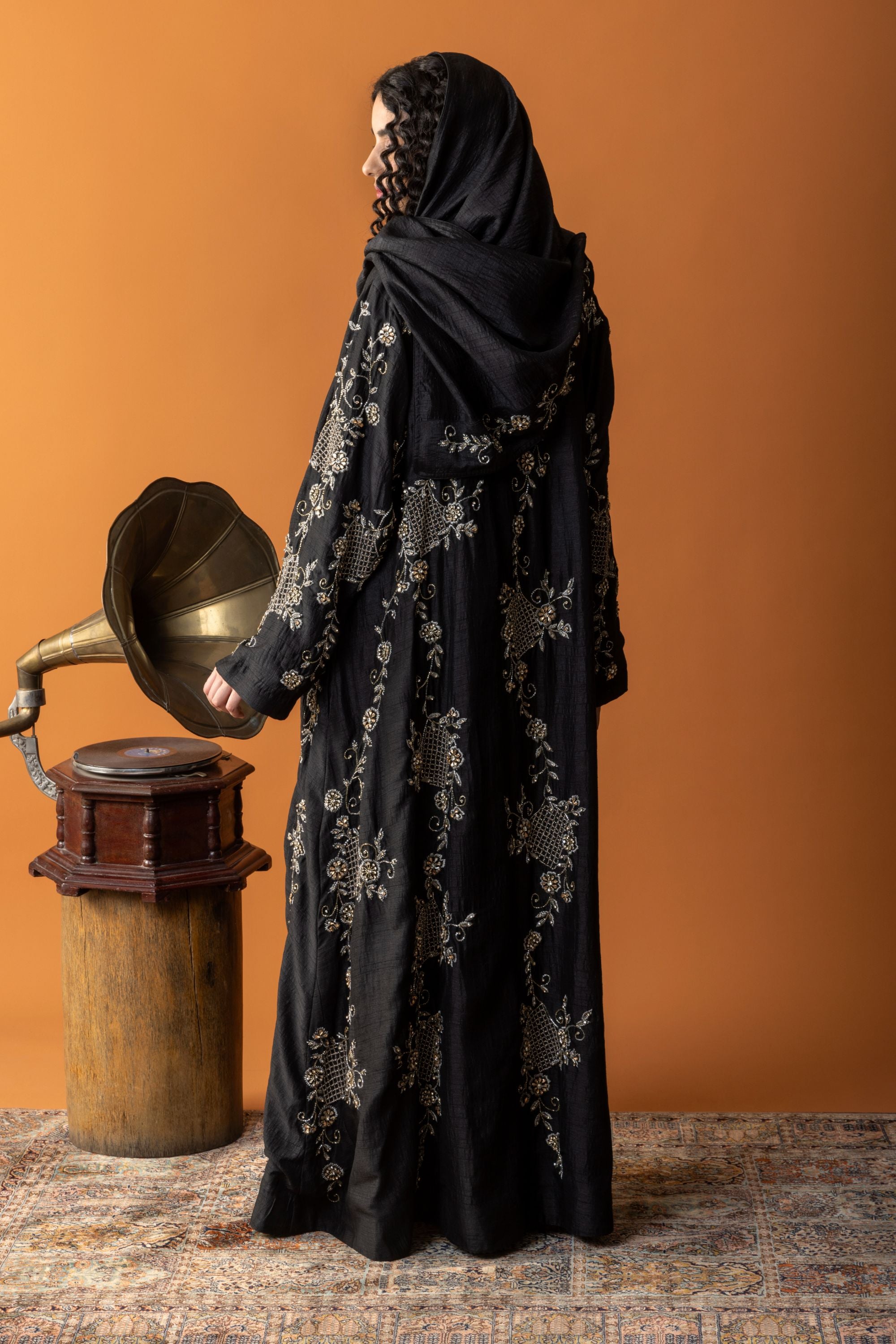 Aaerin Embellished Abaya