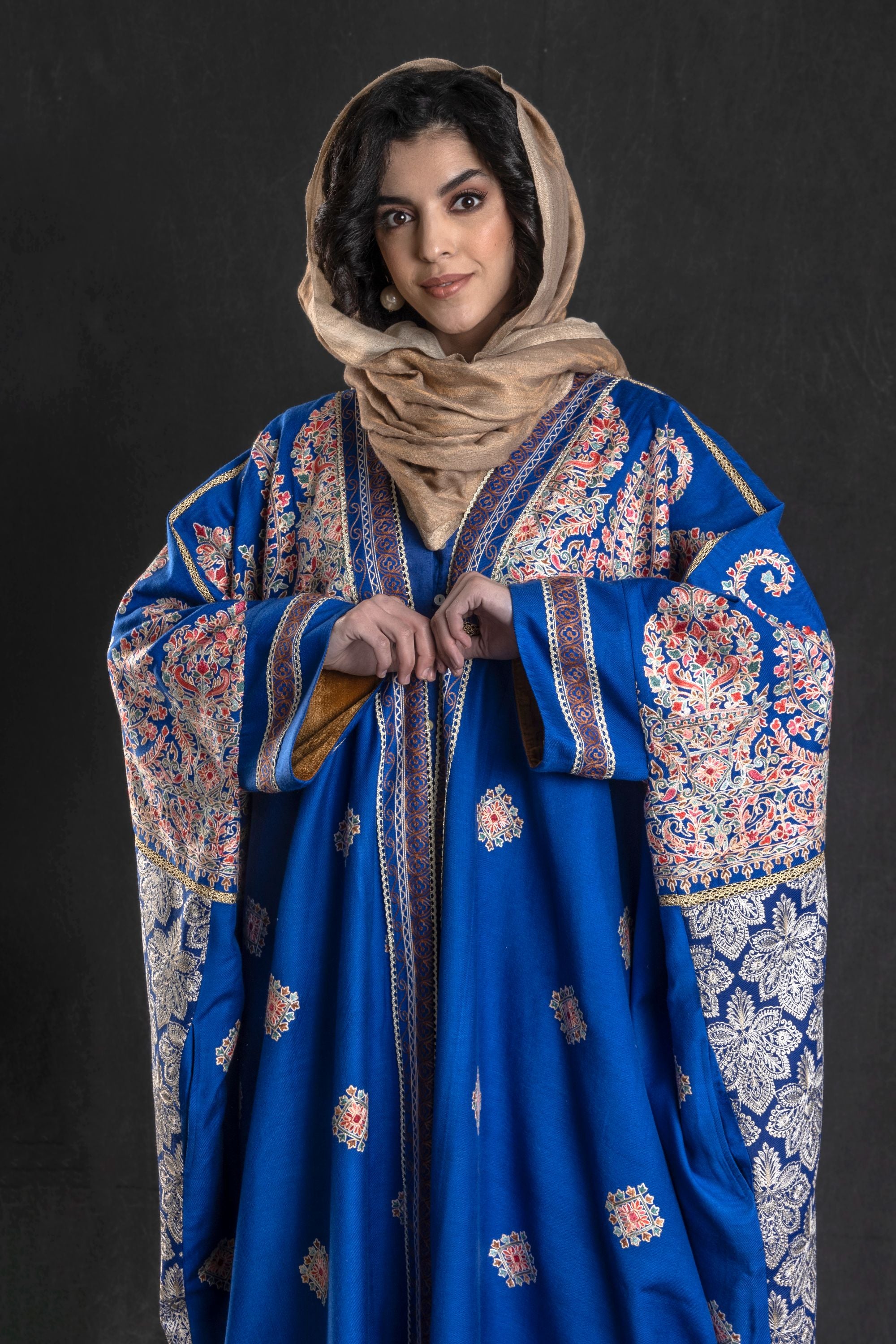 Farida Abaya with Embroidery