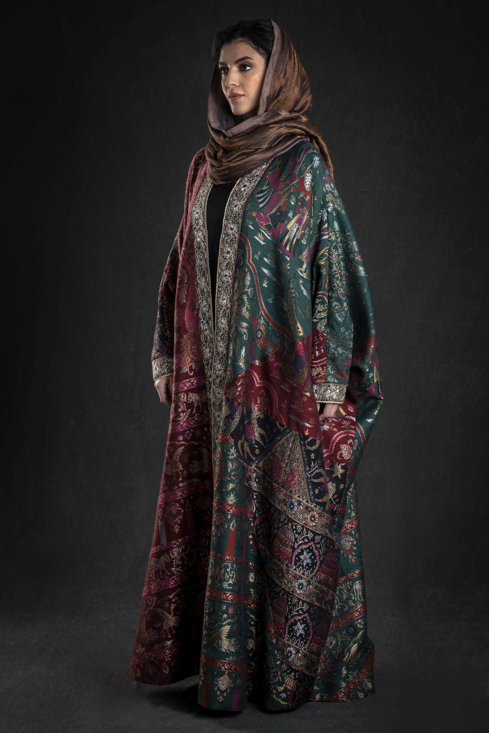 Hosna Abaya with Embroidery