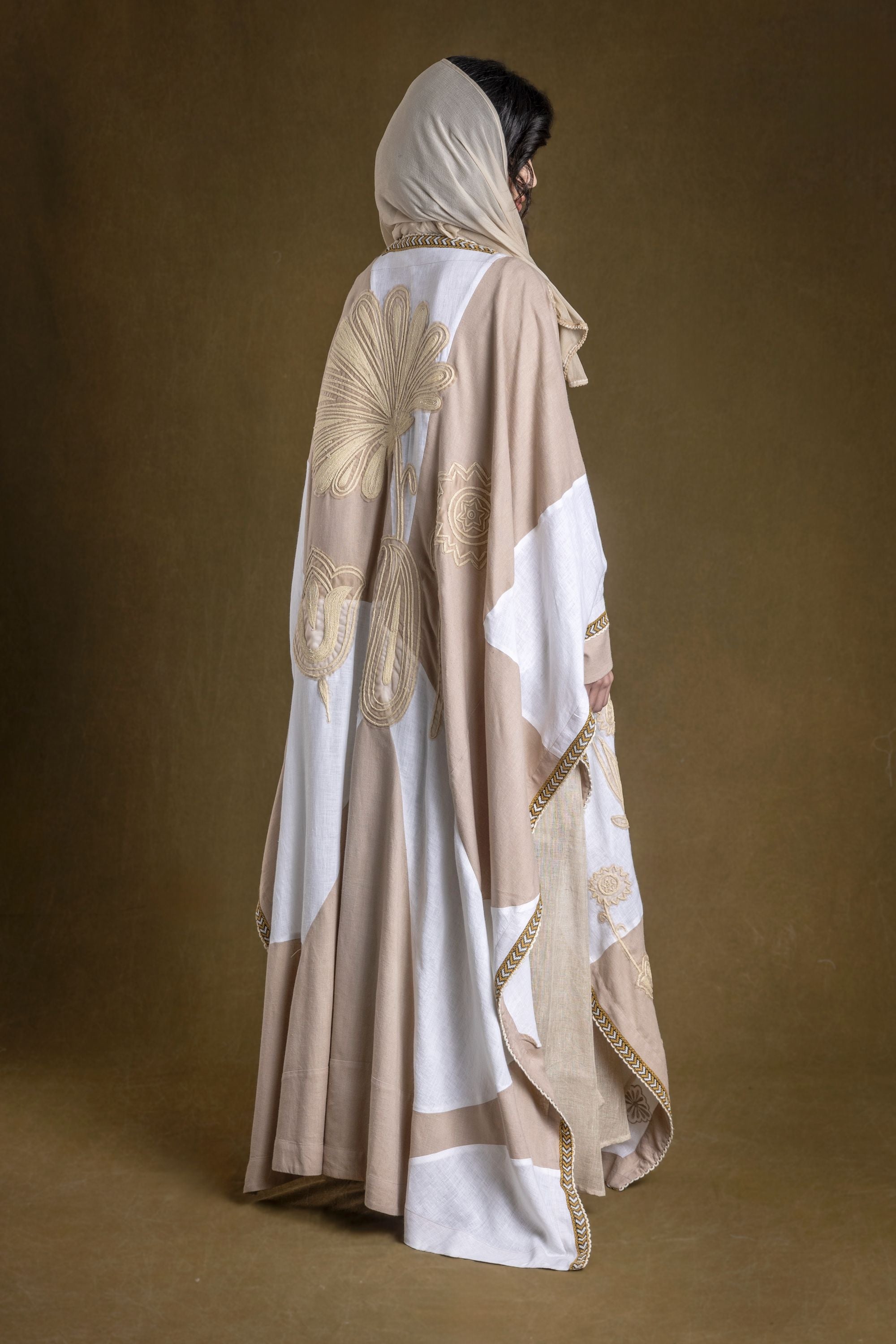 Lina Abaya Cape with Embroidery