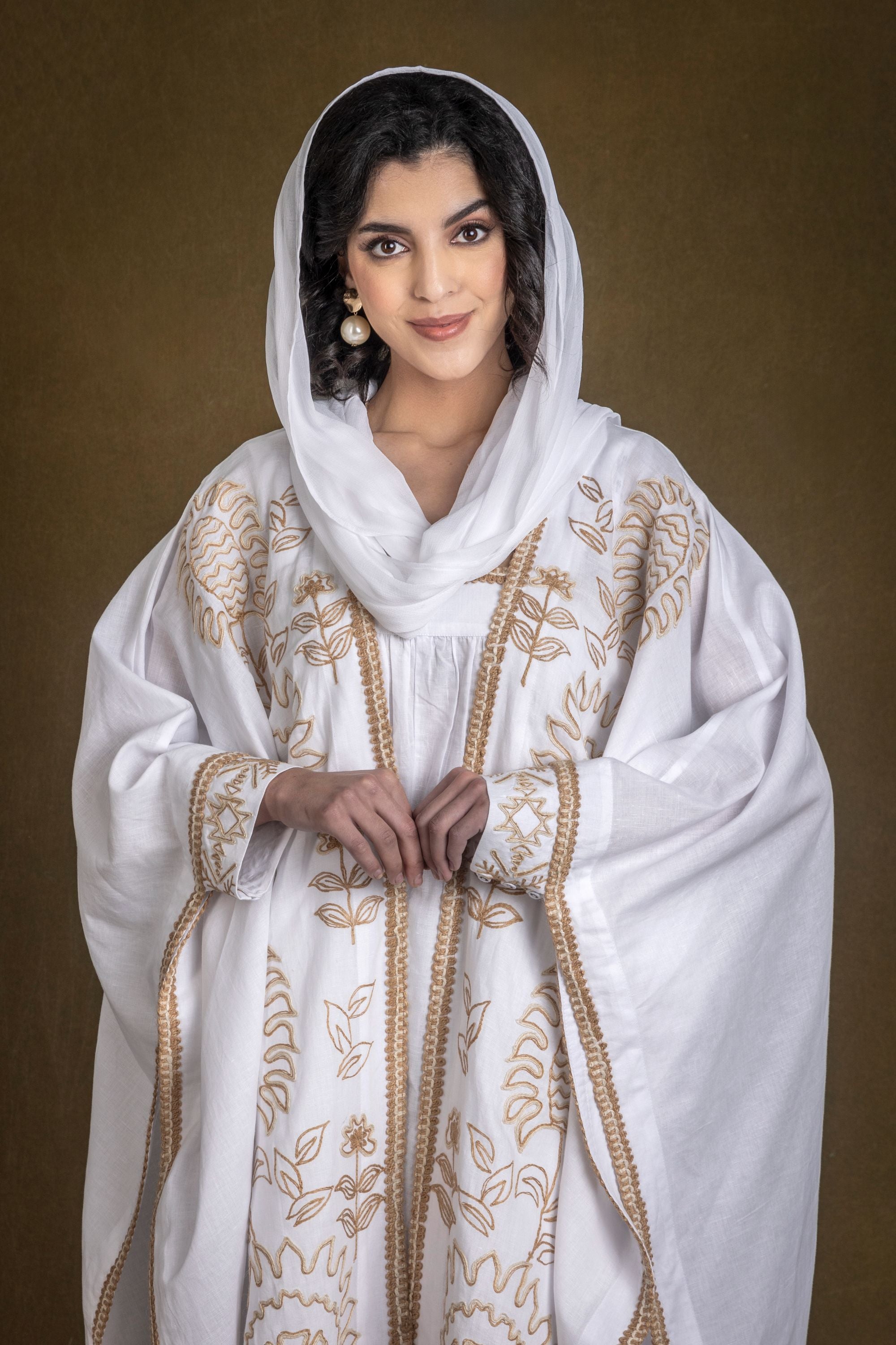 Marwa Abaya Cape with Embroidery