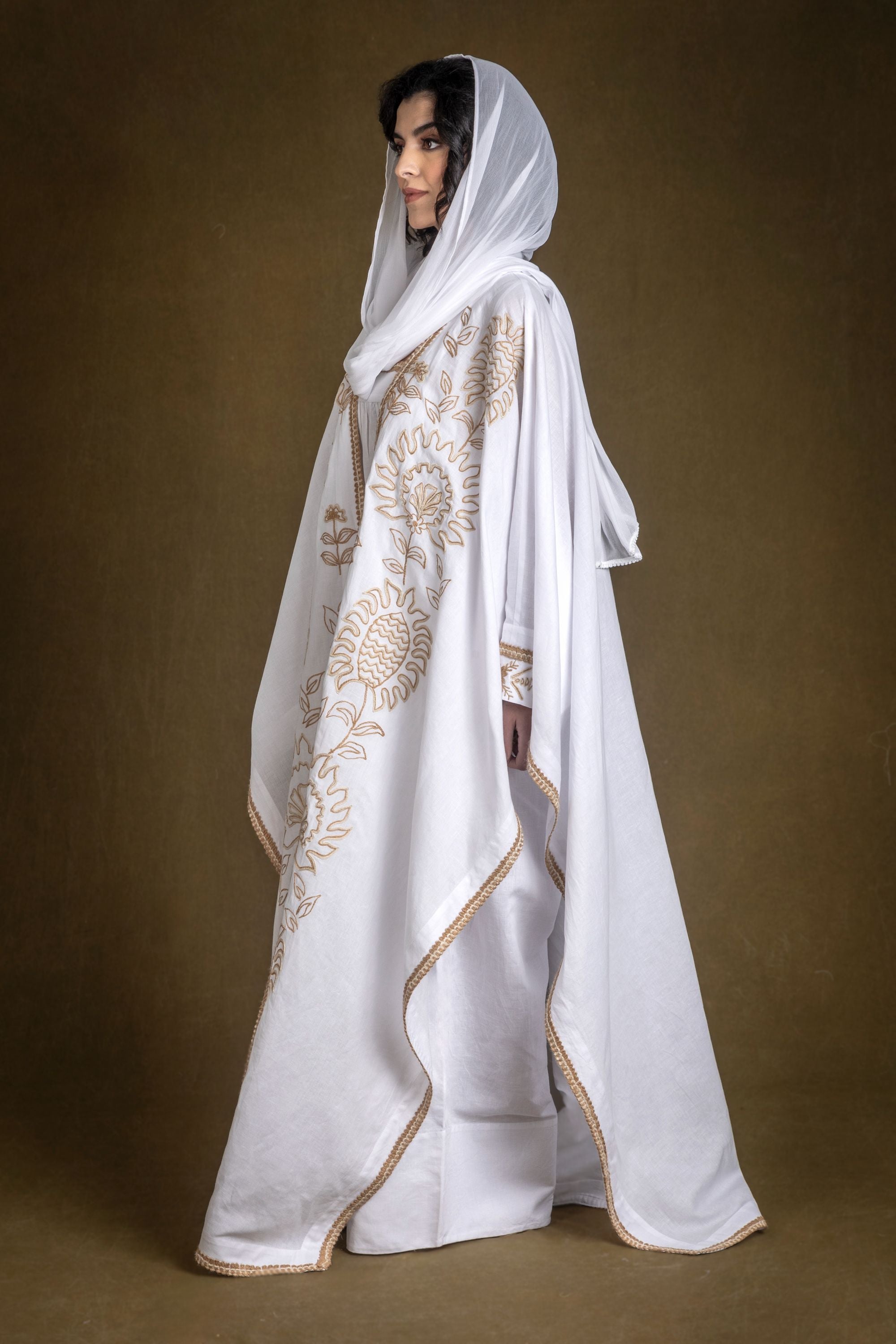 Marwa Abaya Cape with Embroidery