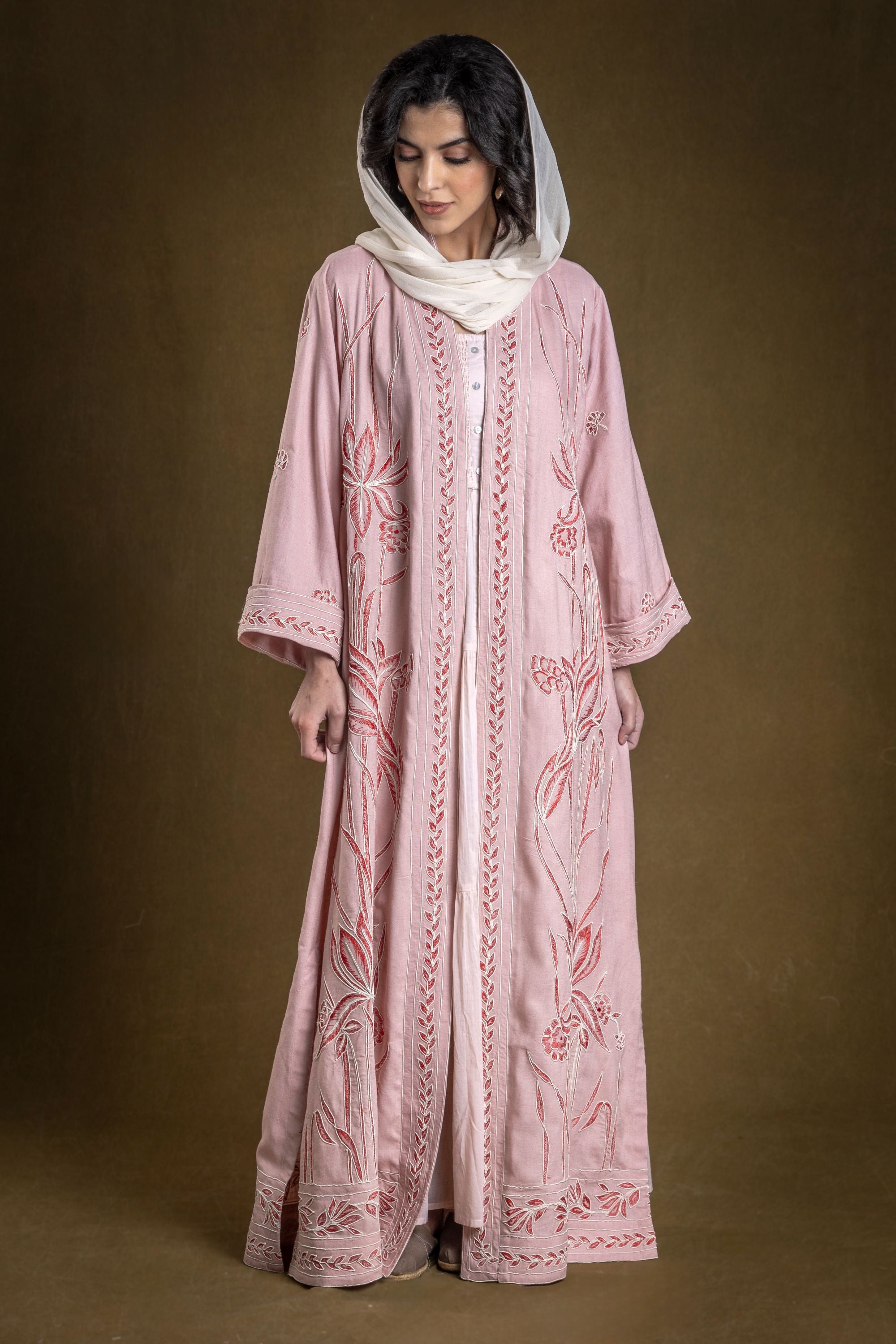 Marzia Abaya with Embroidery