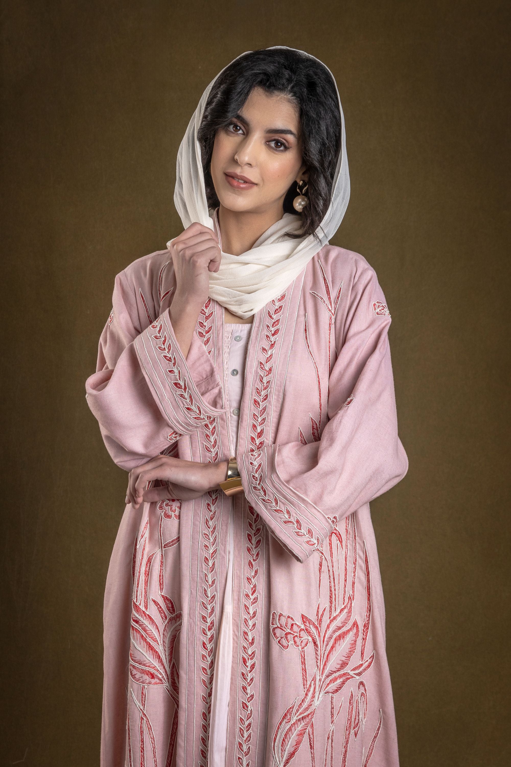 Marzia Abaya with Embroidery