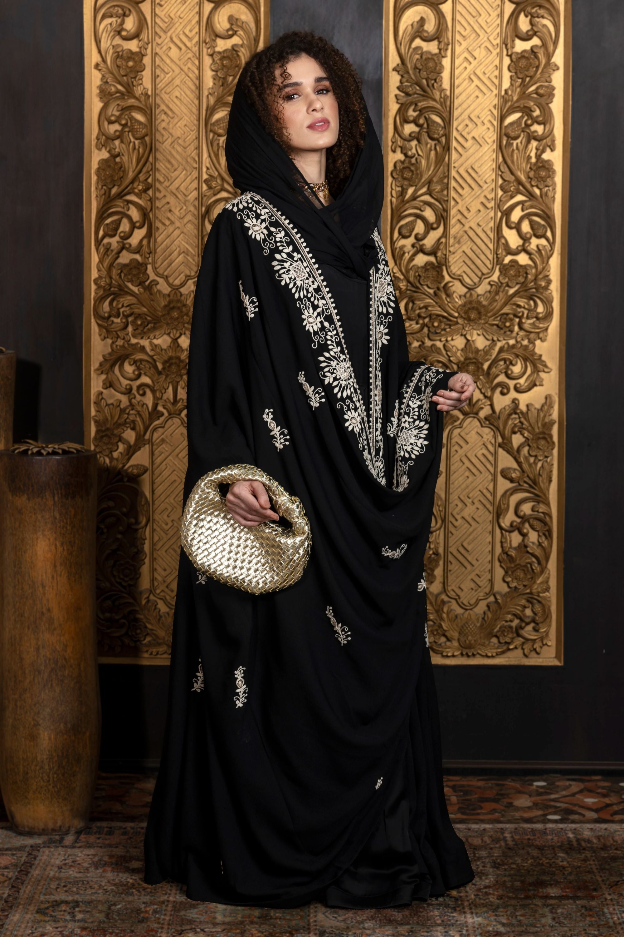 Maktoob Embroidered Abaya with Sheila