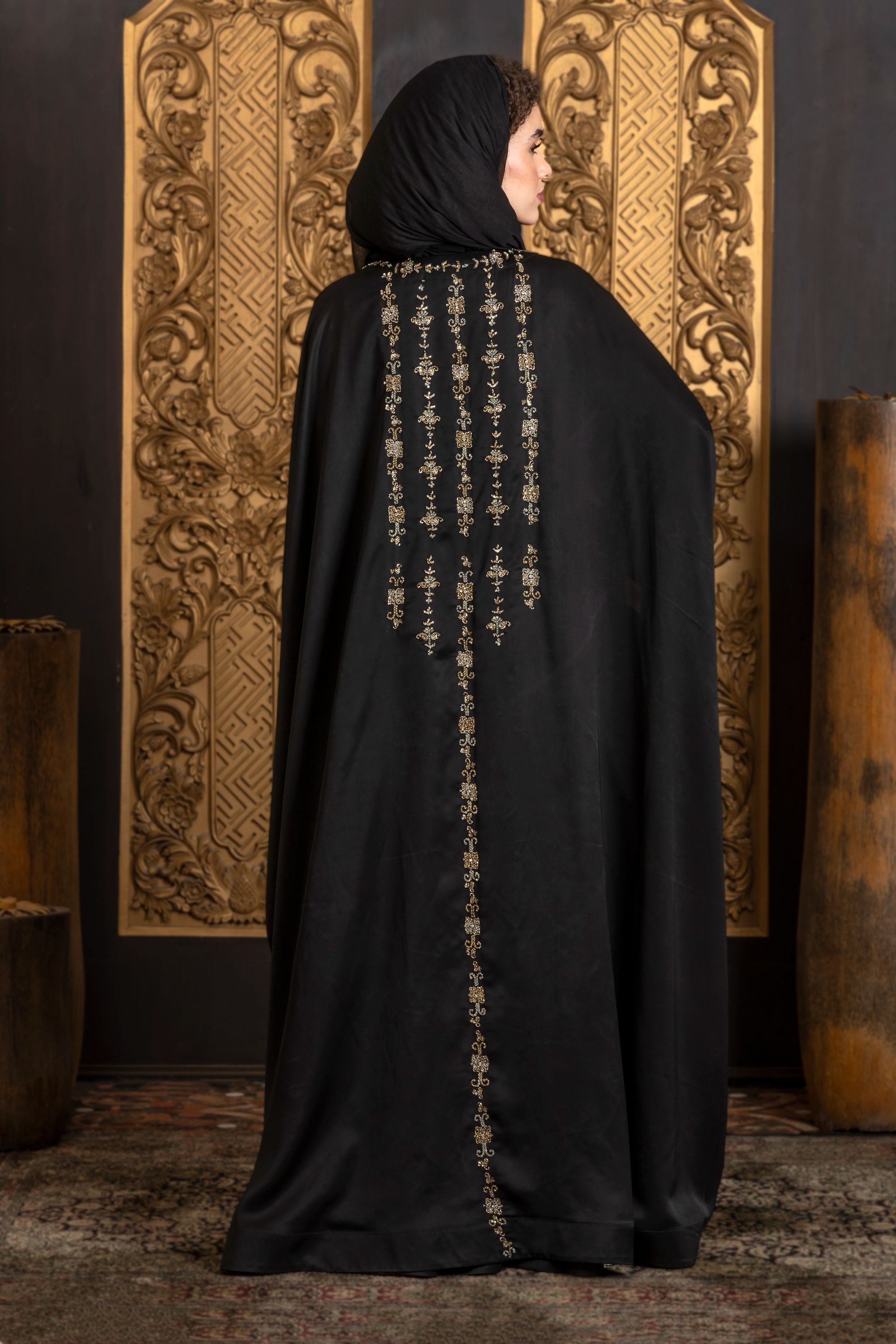 Alizah Embroidered Abaya with Sheila