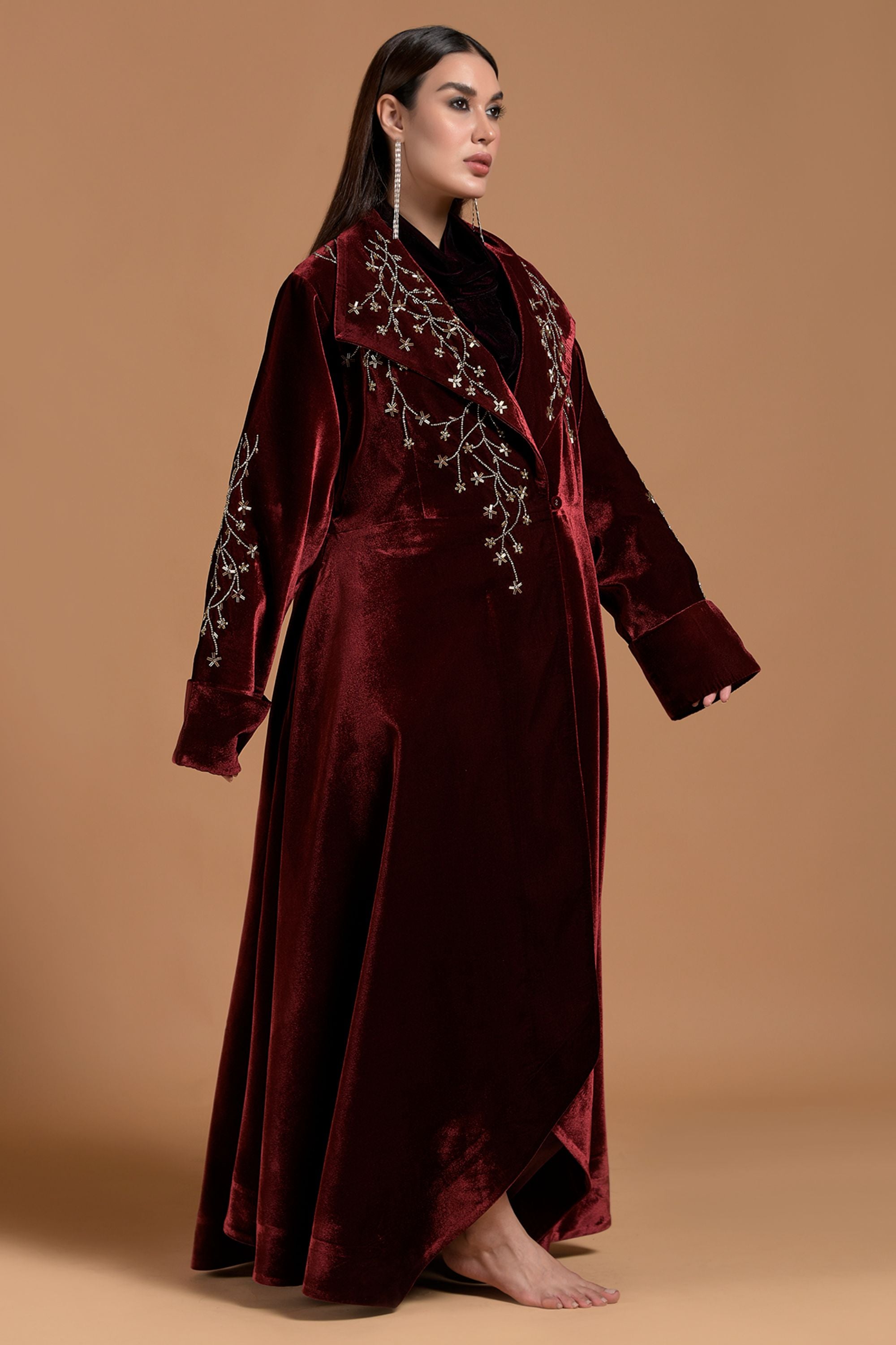 Mahira Embellished Bisht Abaya