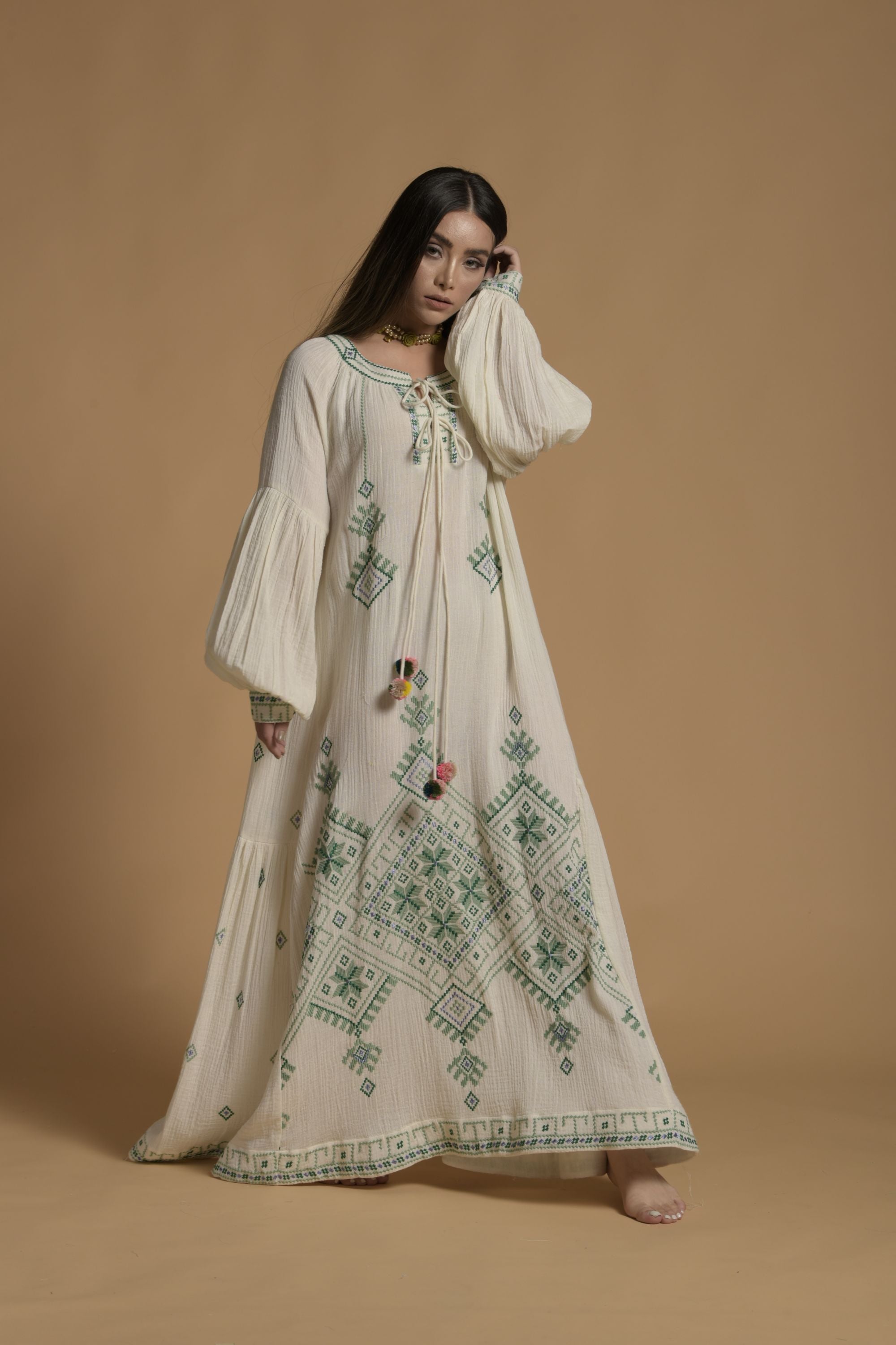 Nabila Embroidered Jalabiya