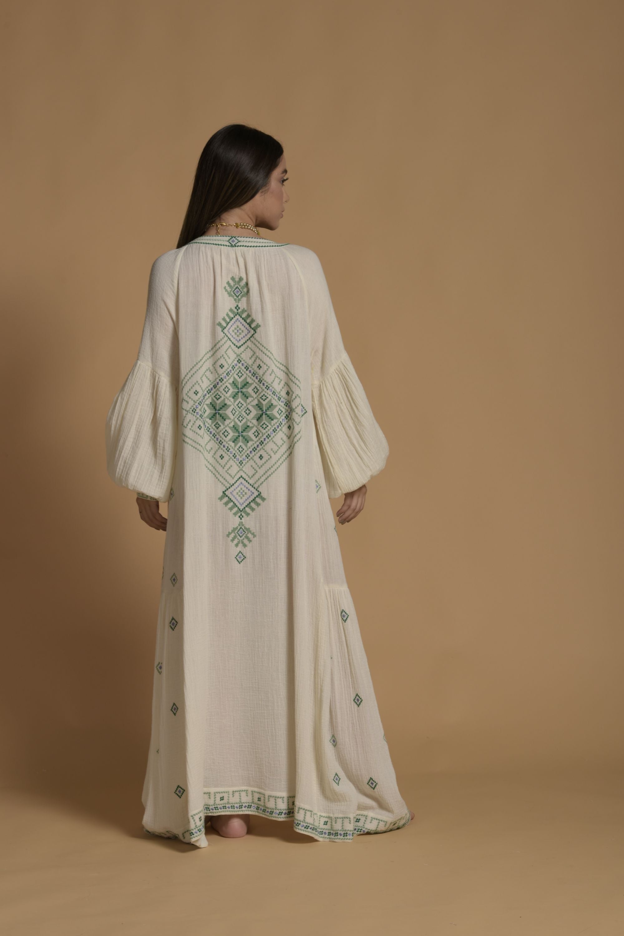 Nabila Embroidered Jalabiya