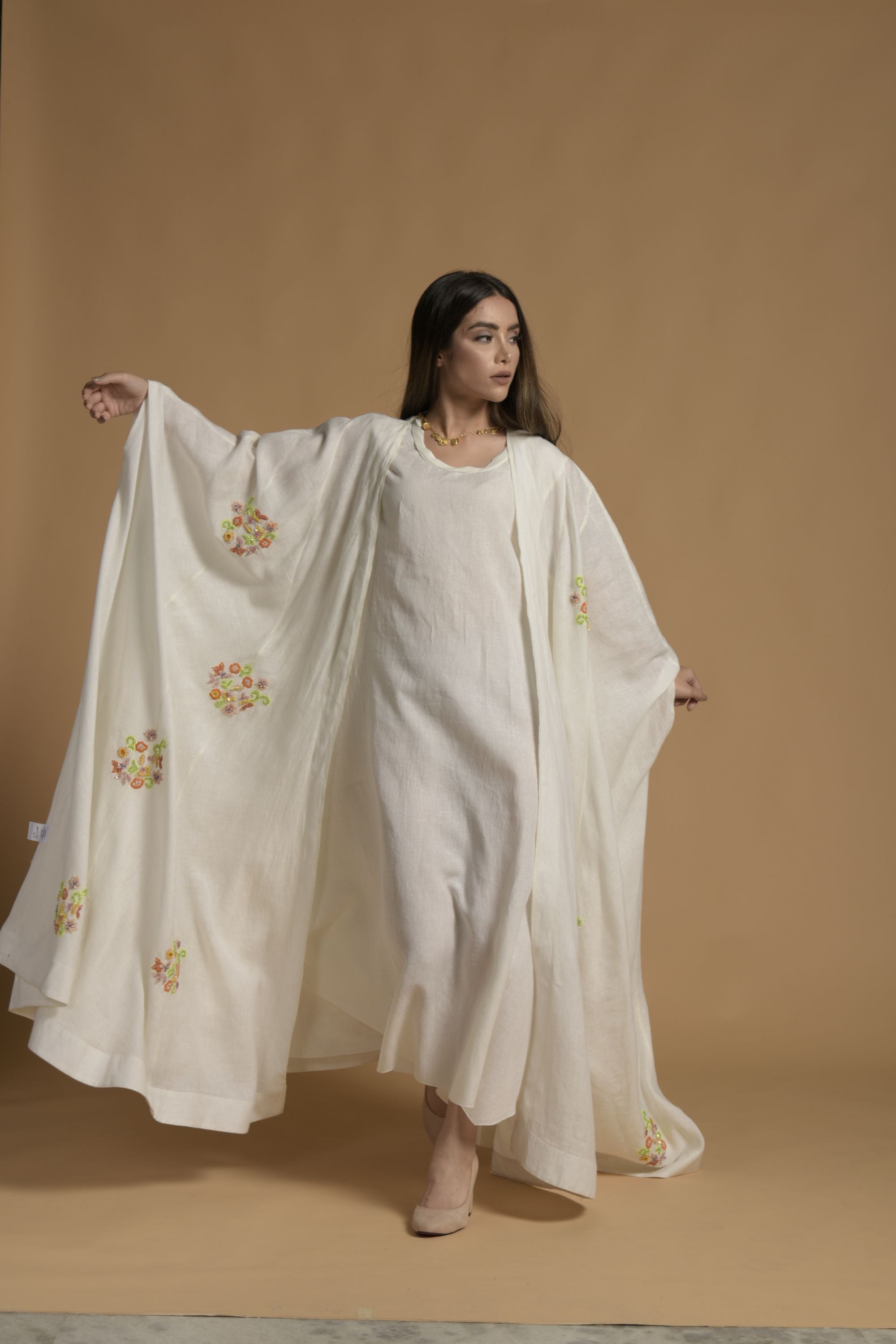 Nazneen Embellished & Embroidered Cape with Cotton Inner Dress