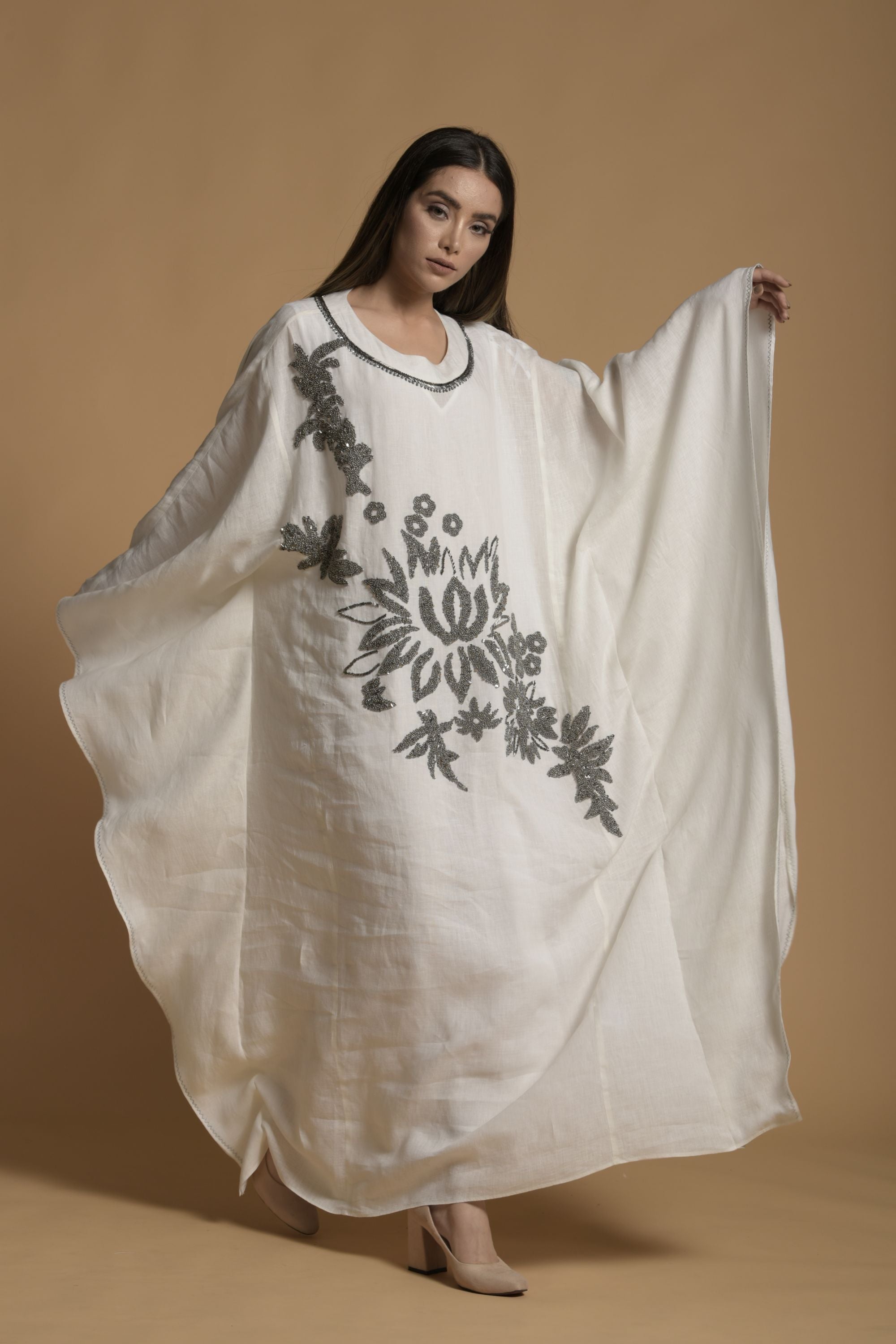 Ahaana Embellished Jalabiya with Inner Cotton Cami