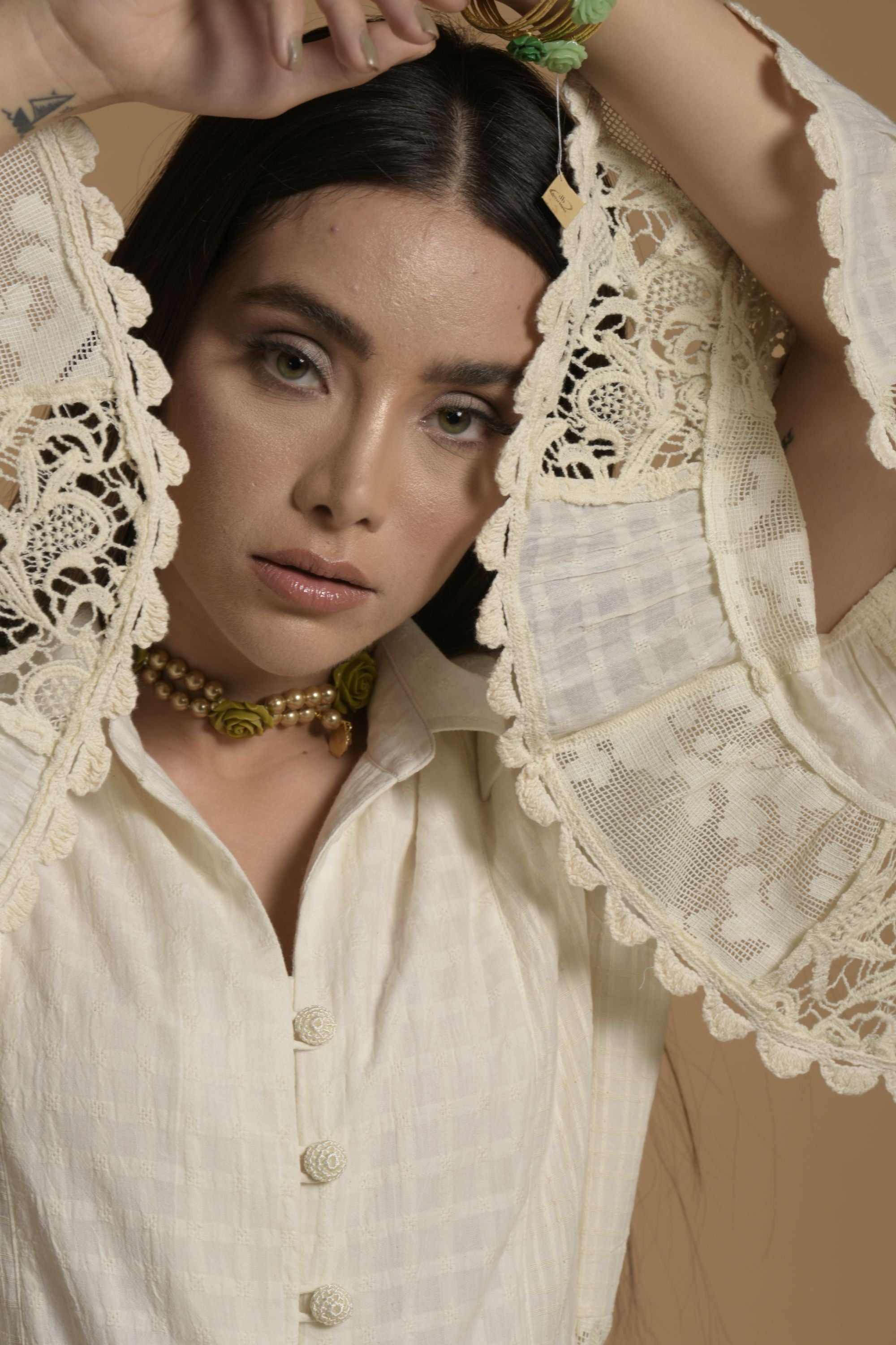 Zaini Jalabiya with Patch Lace Work