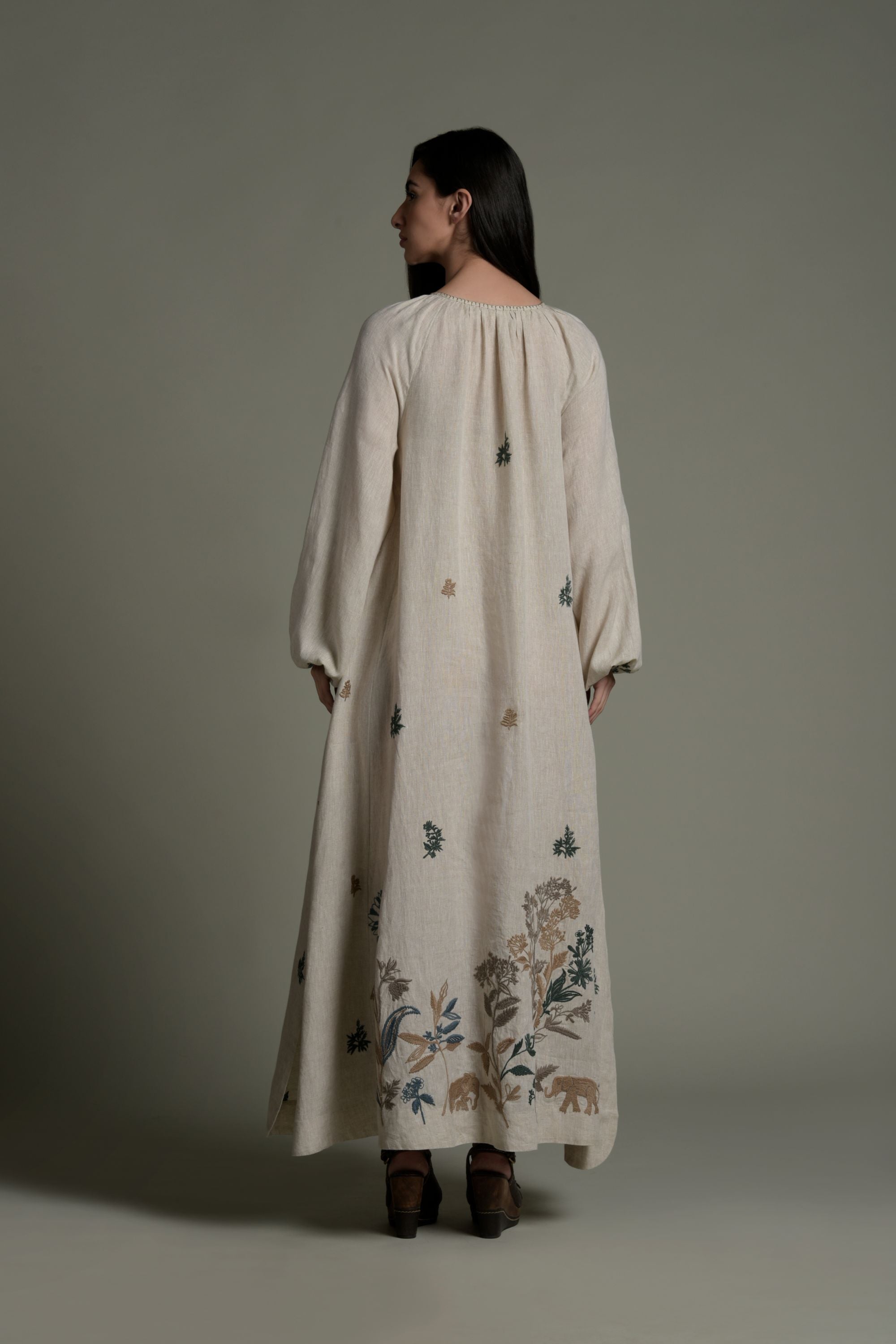 Parveen Embroidered Long Jalabiya