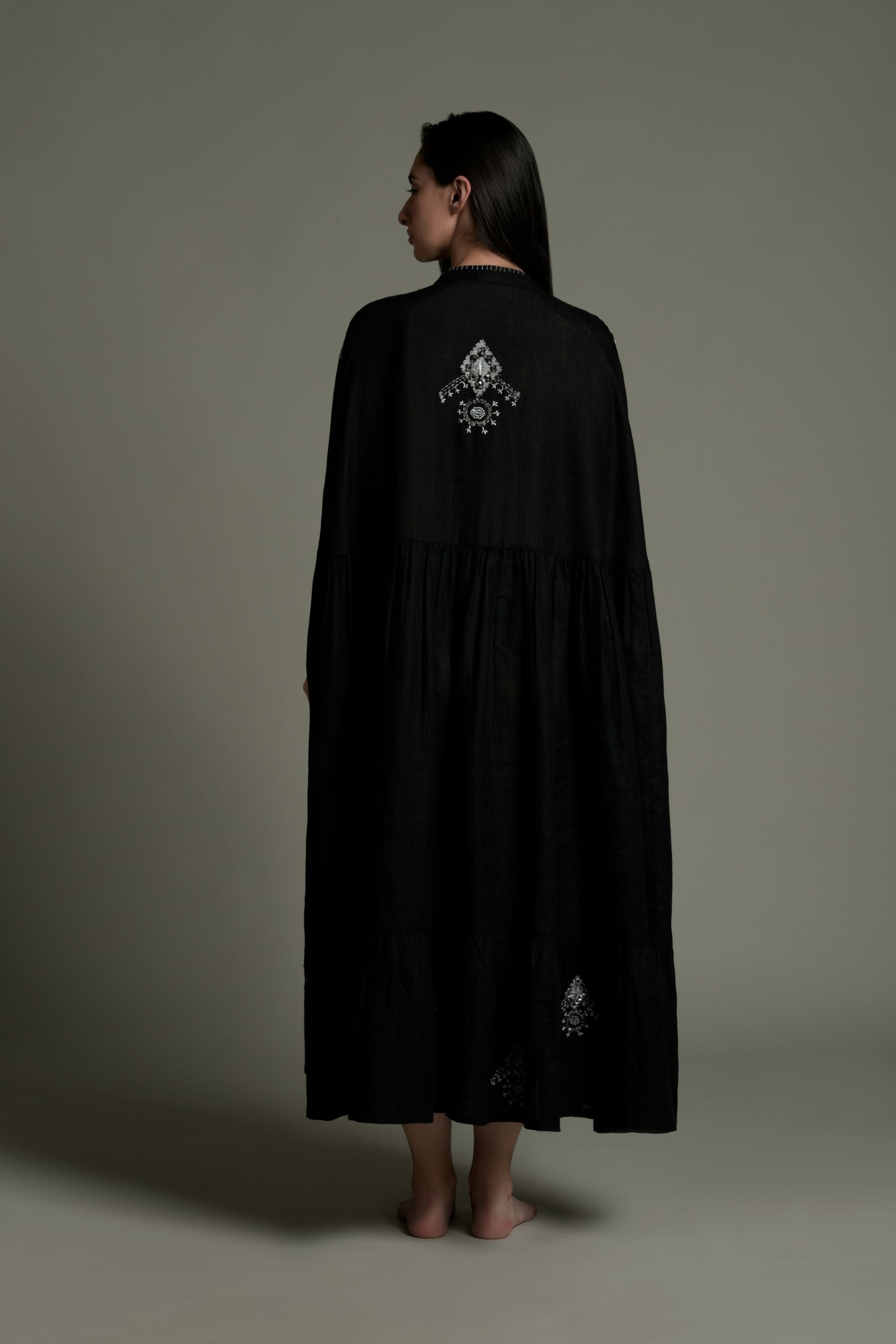 Shabana Embellished & Embroidered Jalabiya Cape