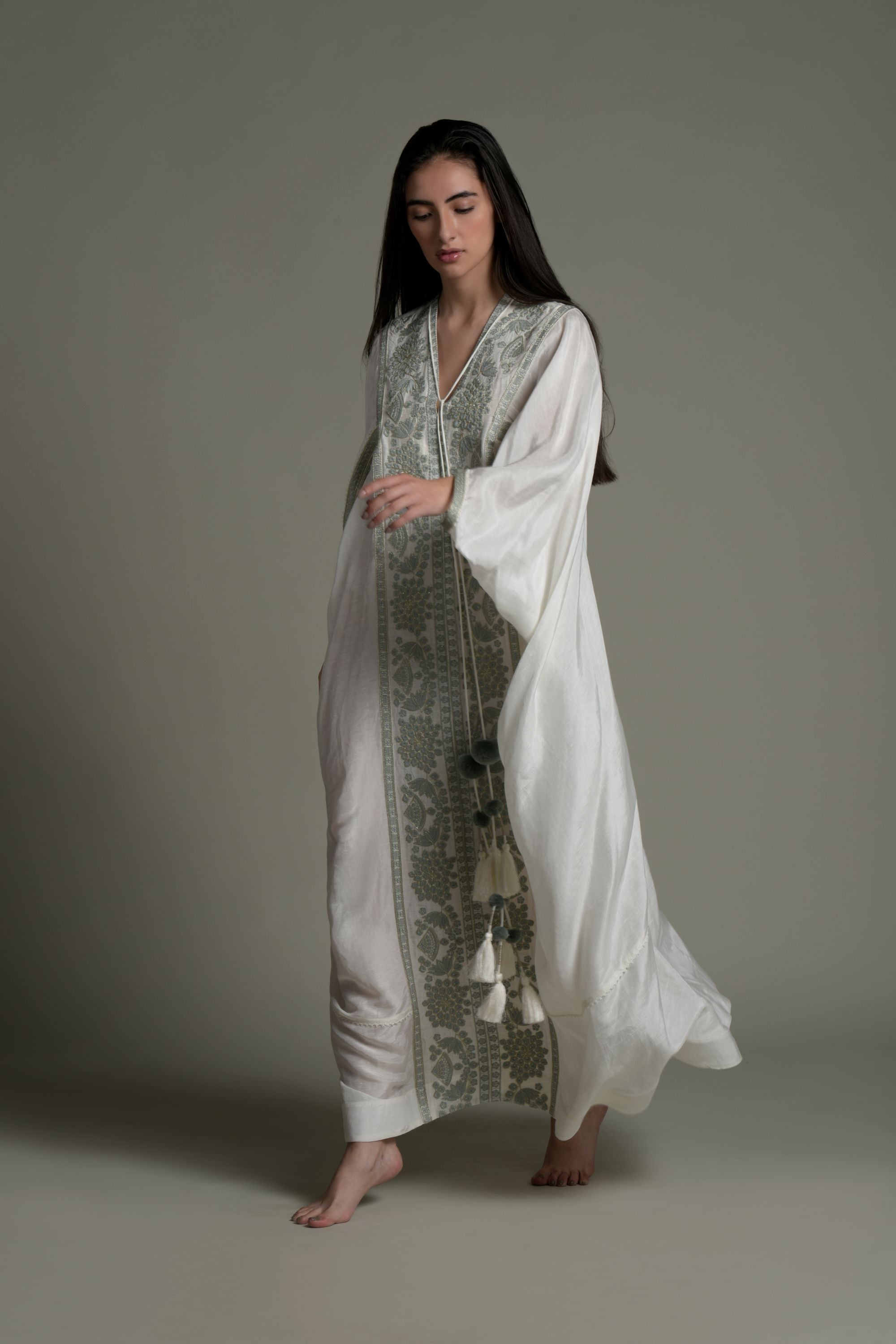 Sufi Embroidered Jalabiya with Inner Cotton Cami