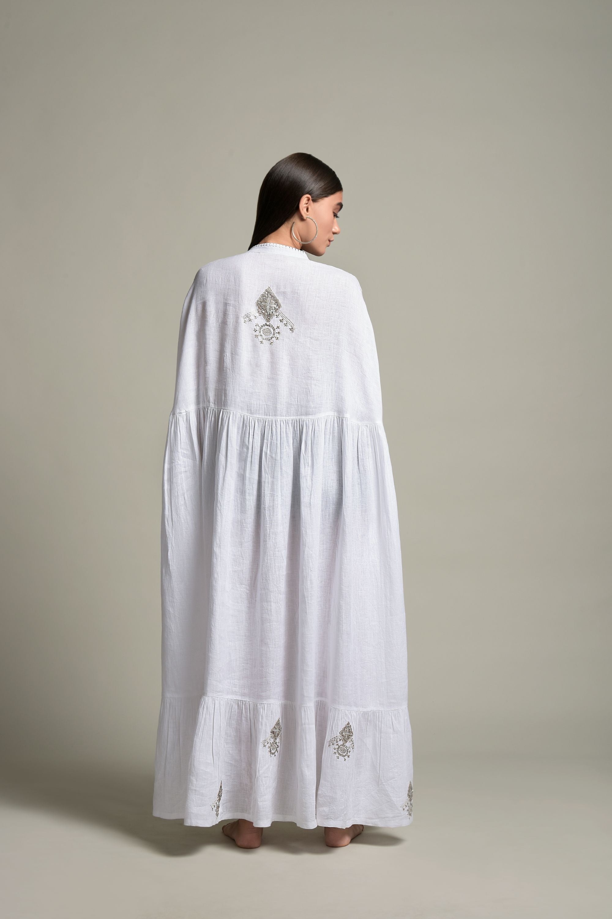 Firdos Embellished & Embroidered Jalabiya Cape