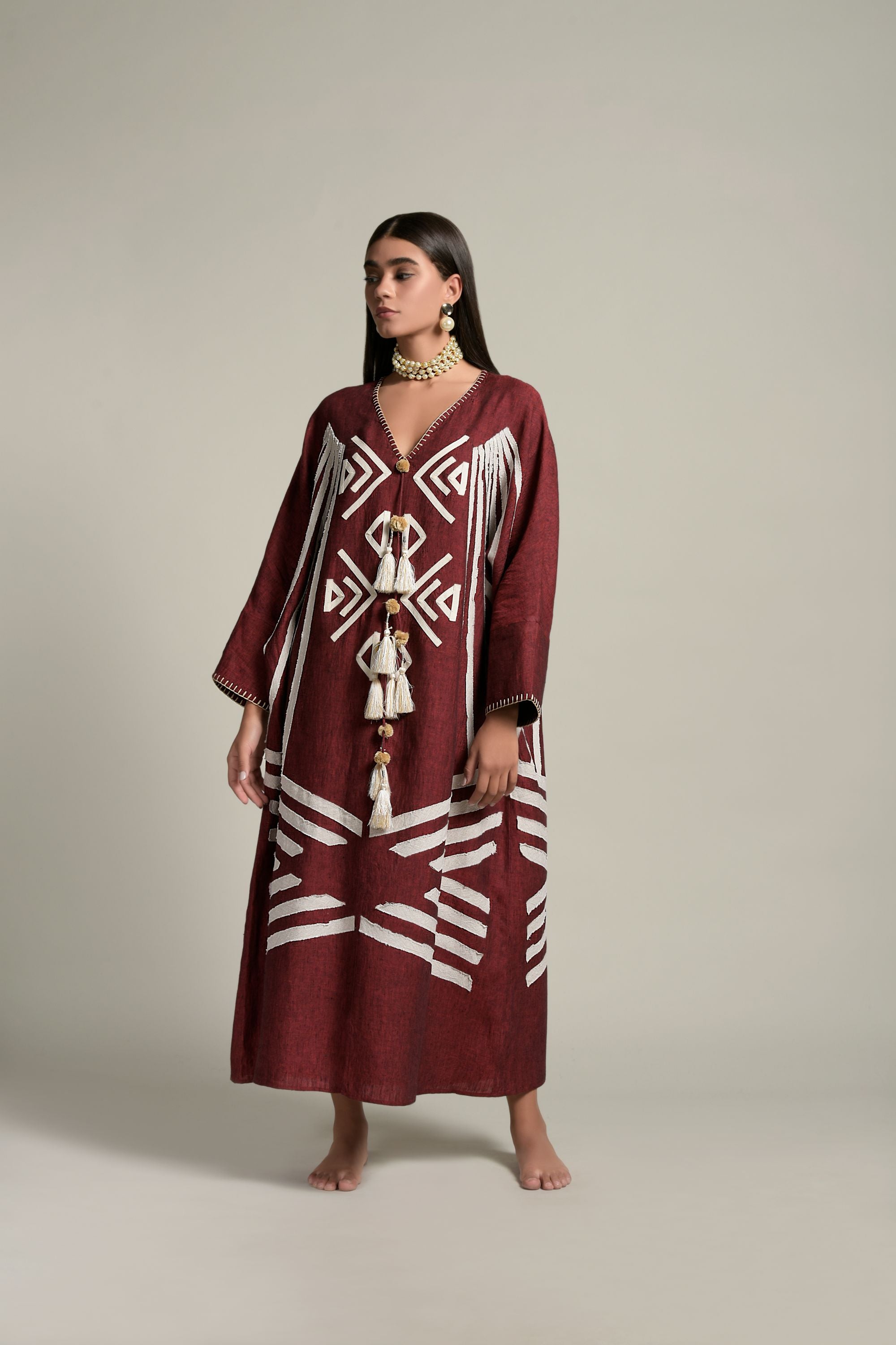 Raaida Applique Jalabiya with Tassels