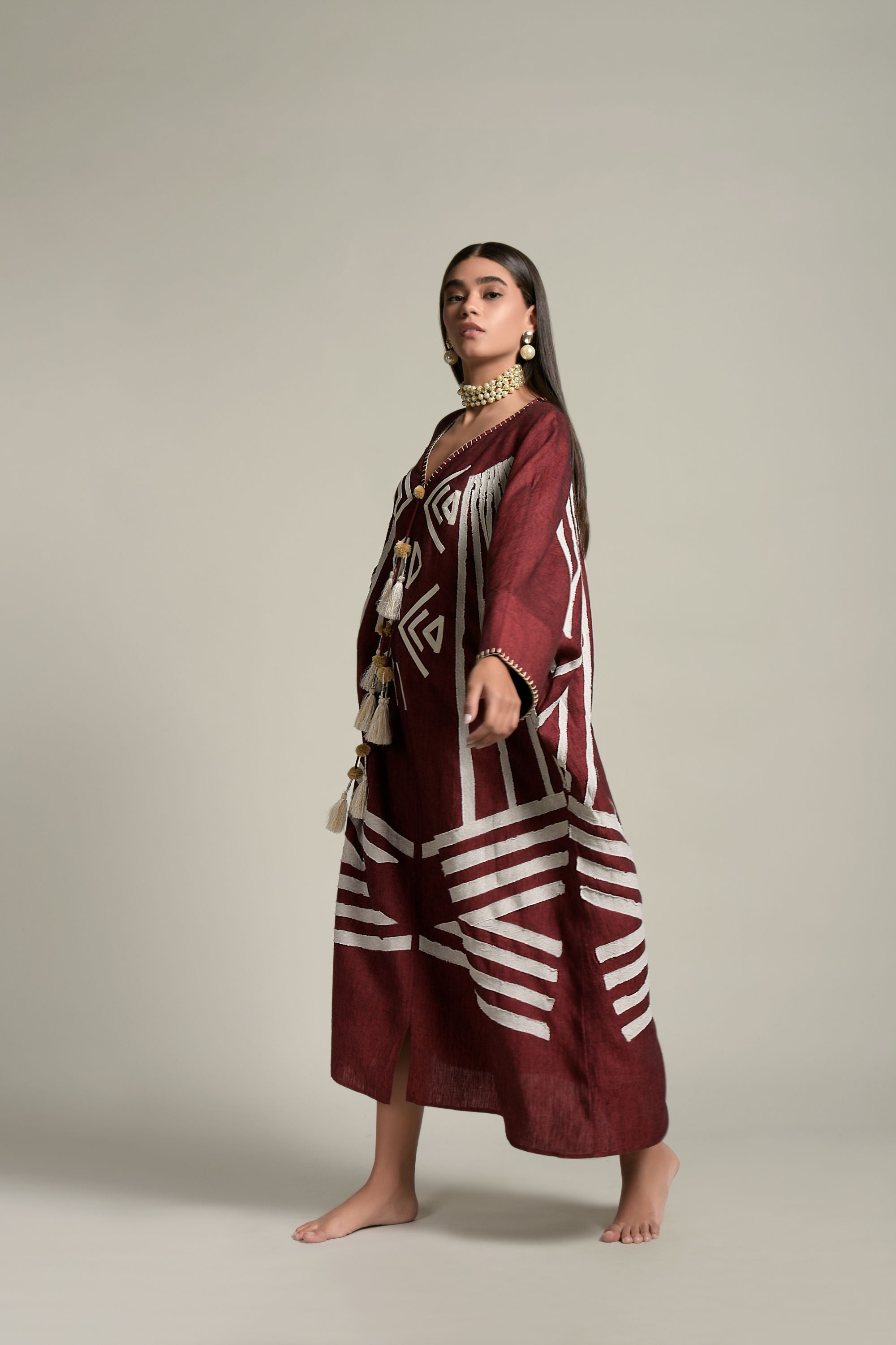 Raaida Applique Jalabiya with Tassels