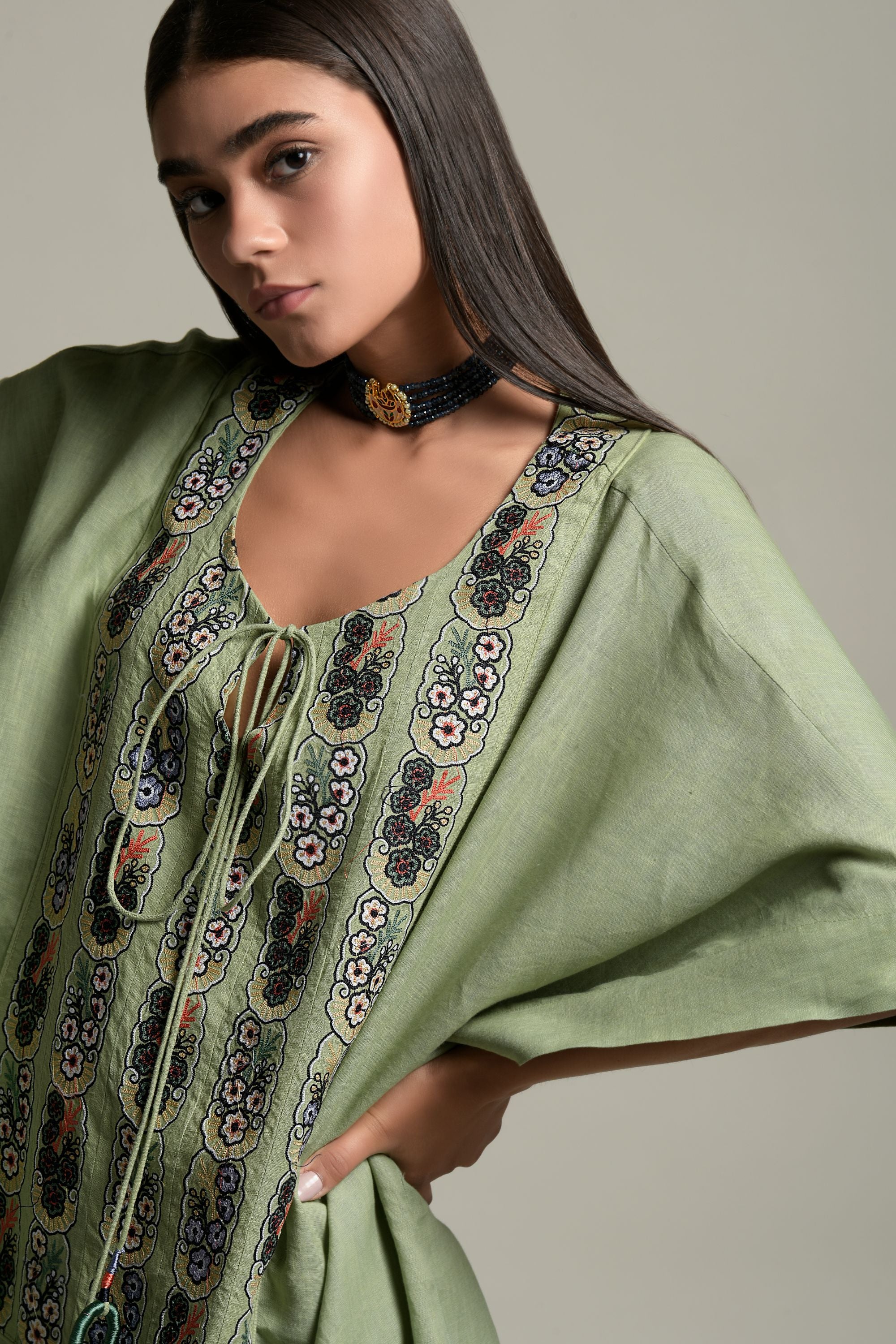 Samira Embroidered Jalabiya & Tassel