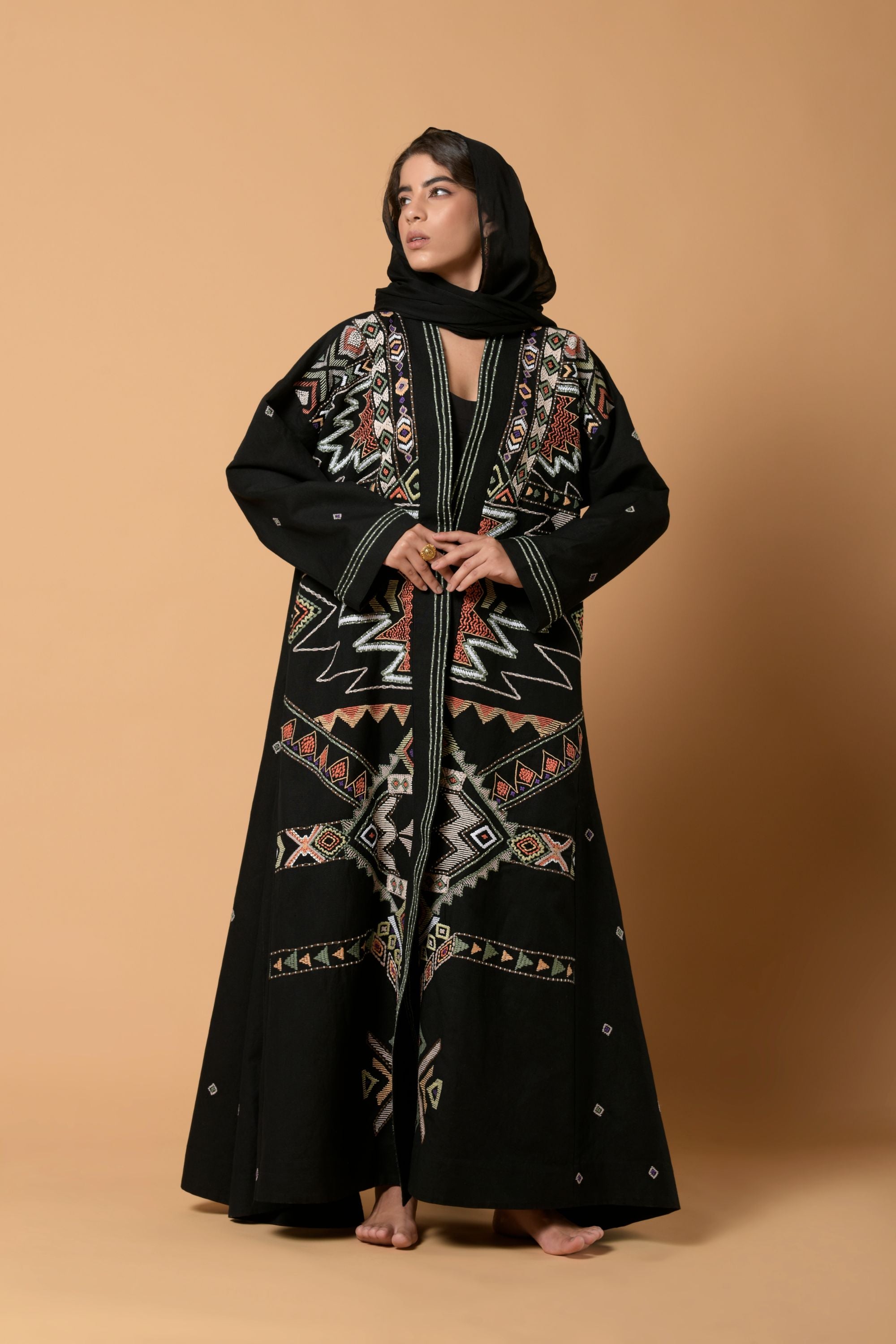 Mahnoor Handasiy Abaya