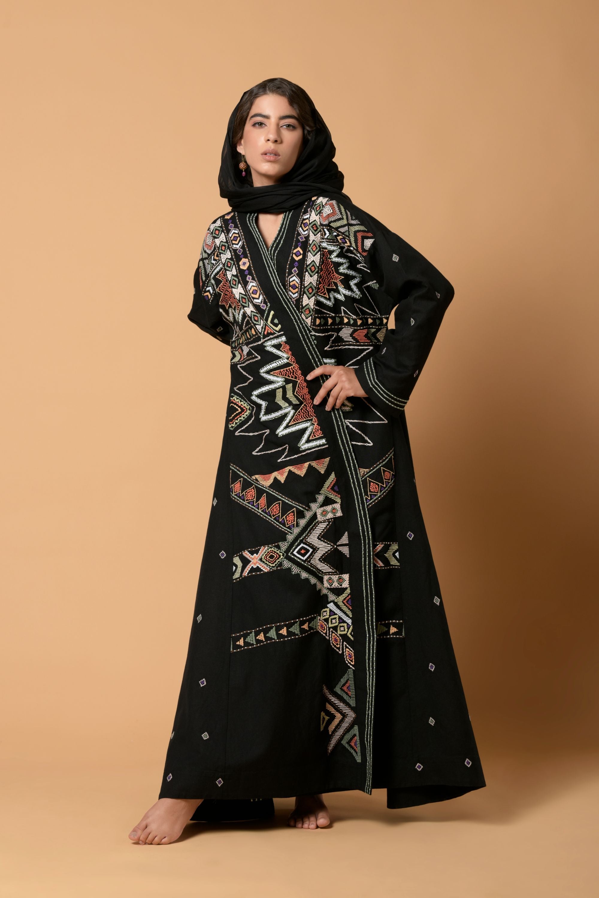 Mahnoor Handasiy Abaya