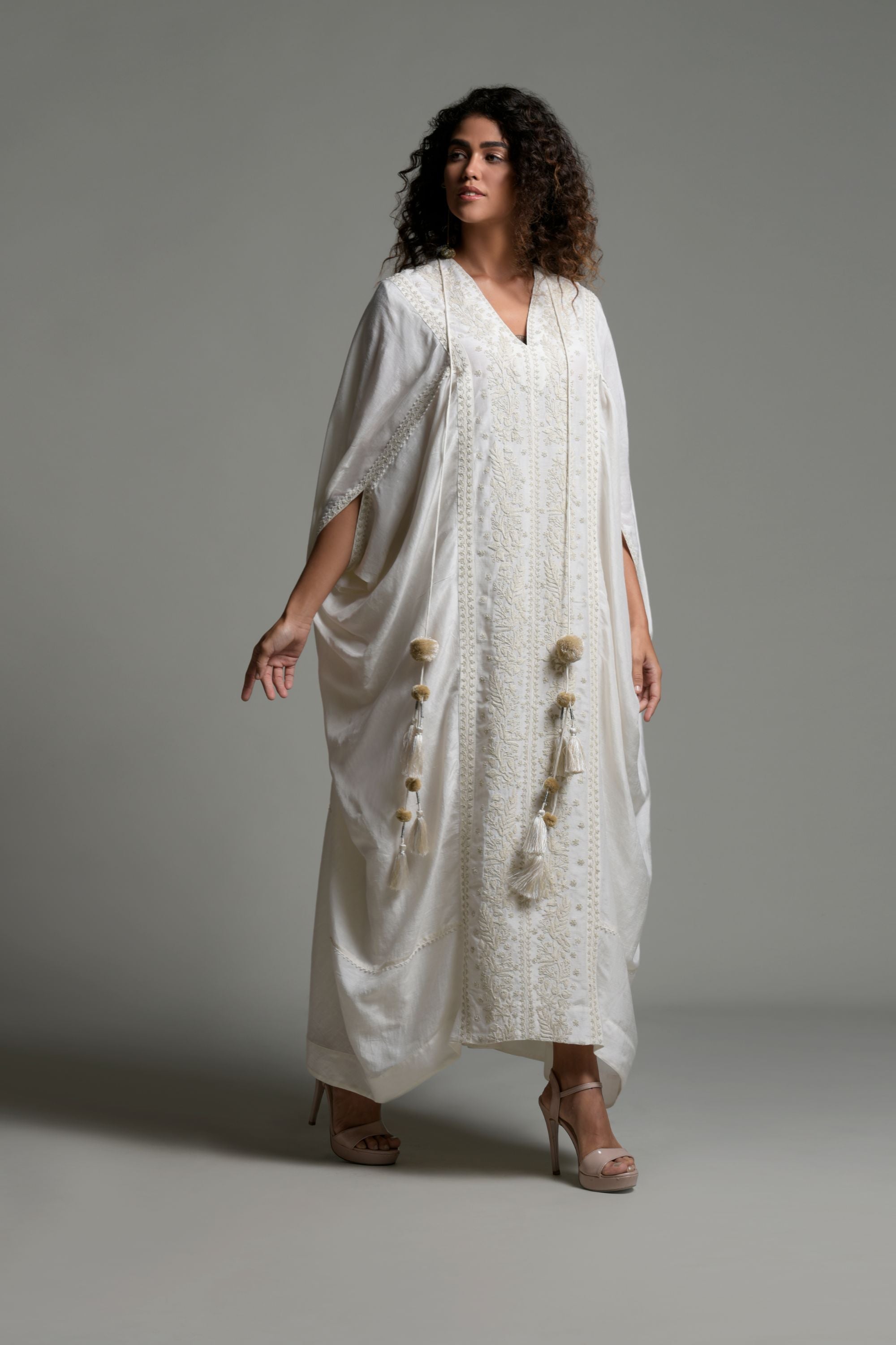 Shaheen Embroidered Jalabiya with Inner Cotton Cami