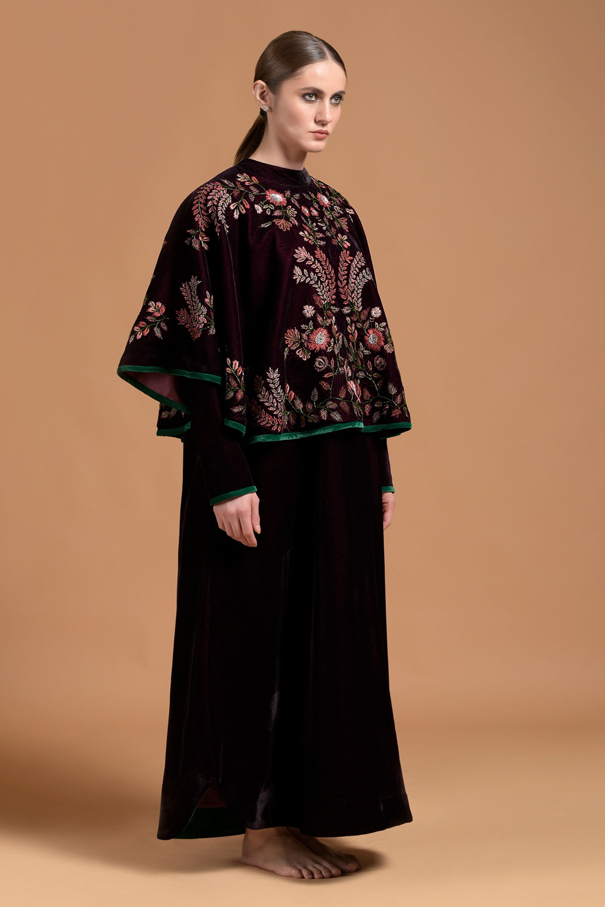 Aabidah Embellished & Embroidered Abaya