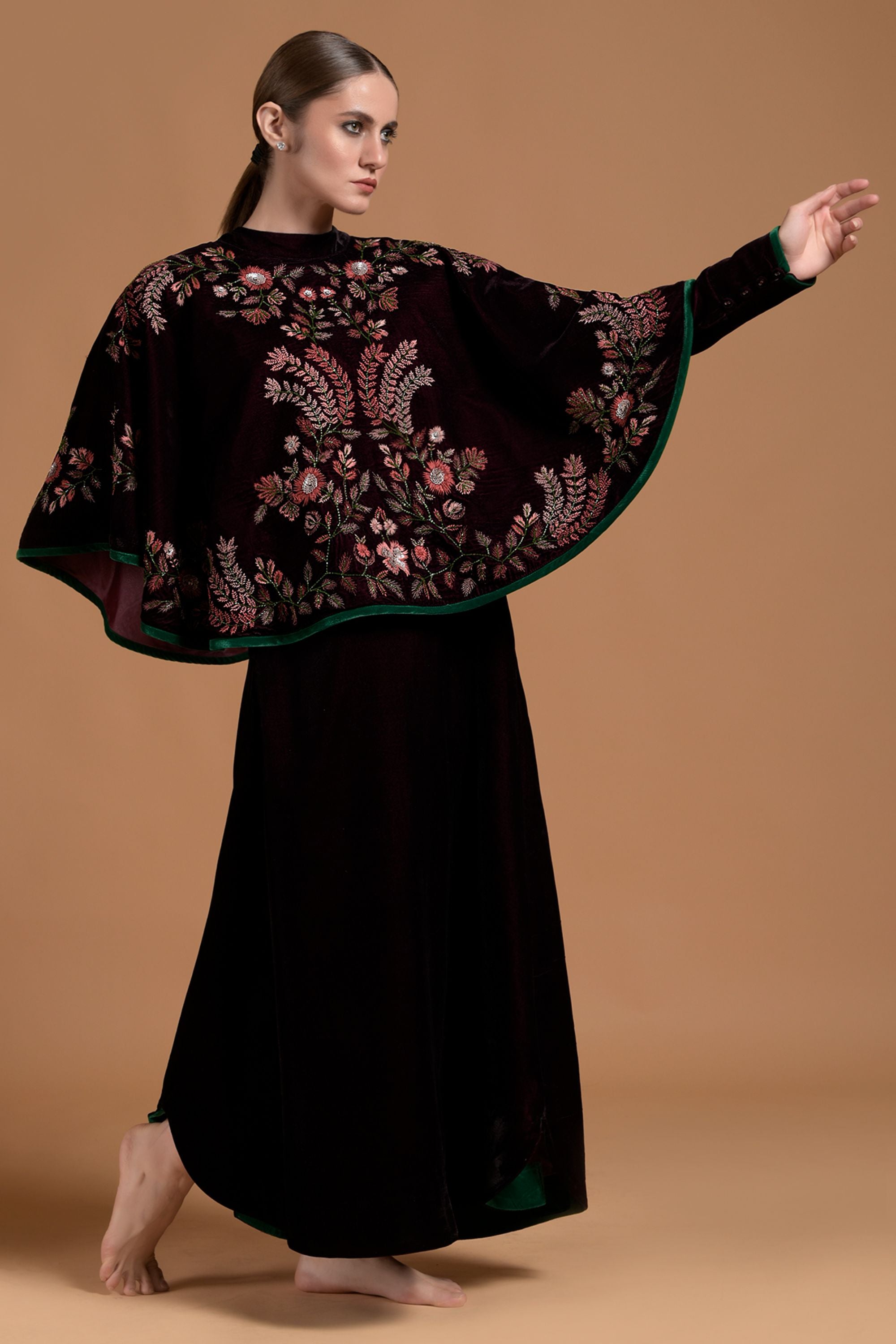 Aabidah Embellished & Embroidered Abaya