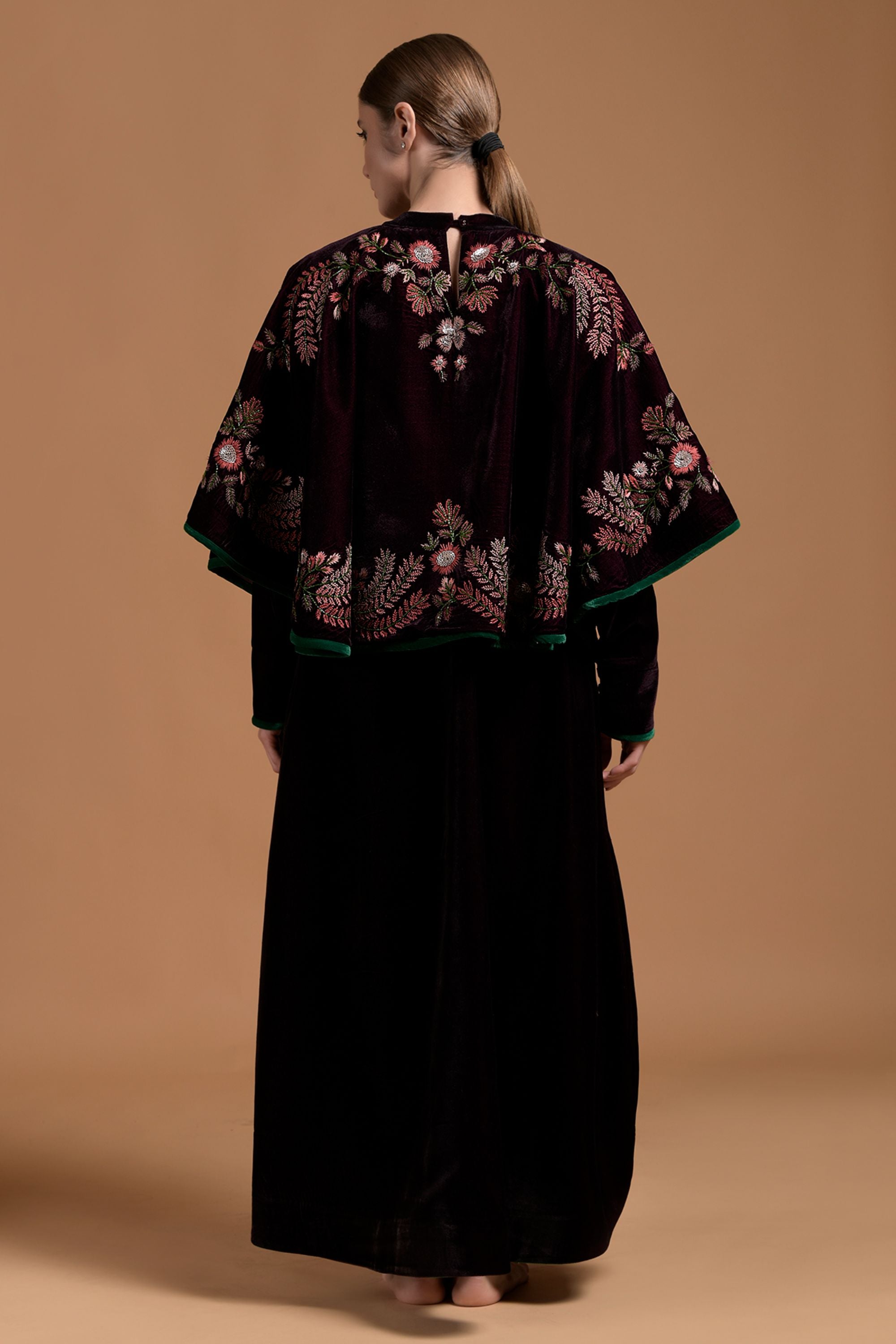 Aabidah Embellished & Embroidered Abaya