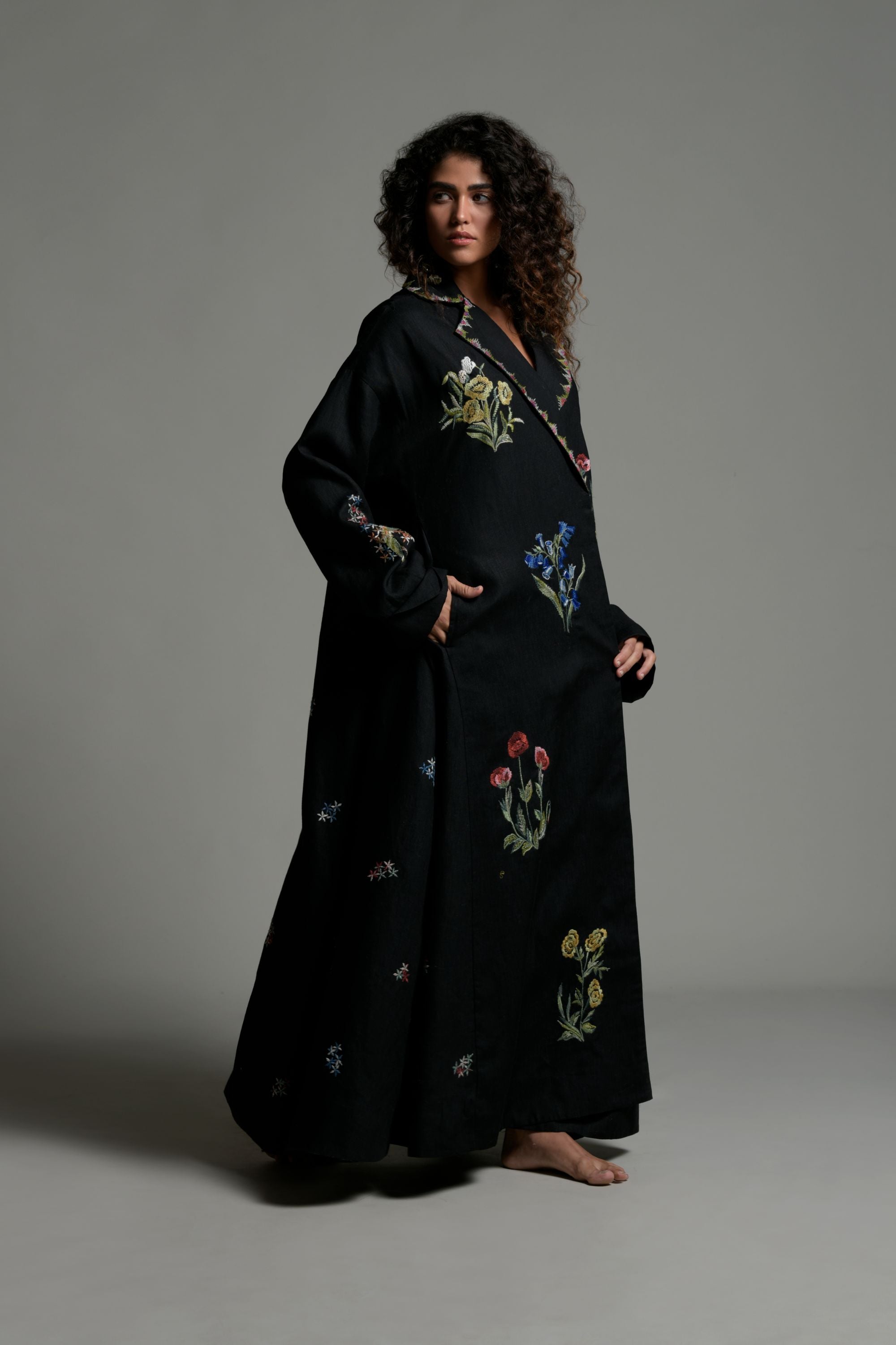 Suhana Embroidered Abaya