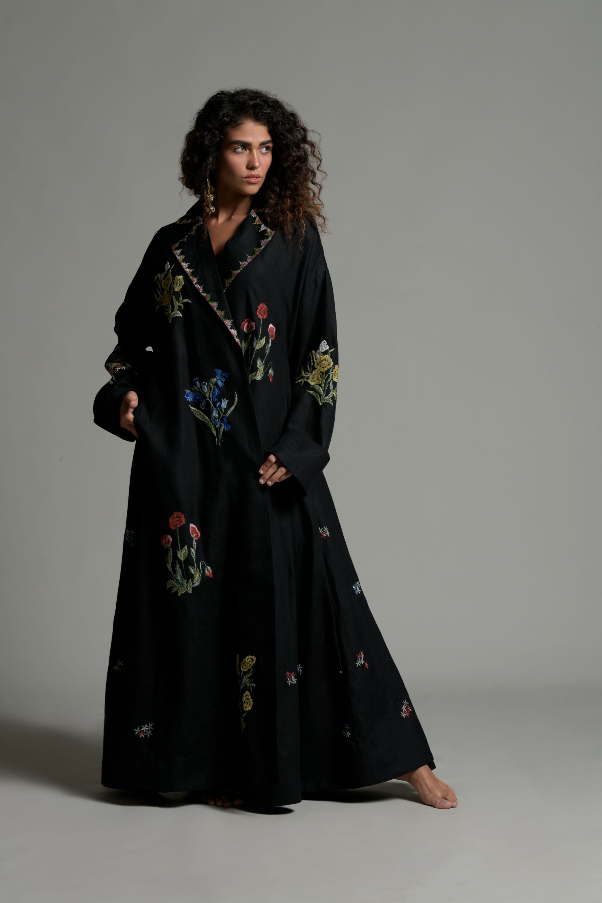 Suhana Embroidered Abaya