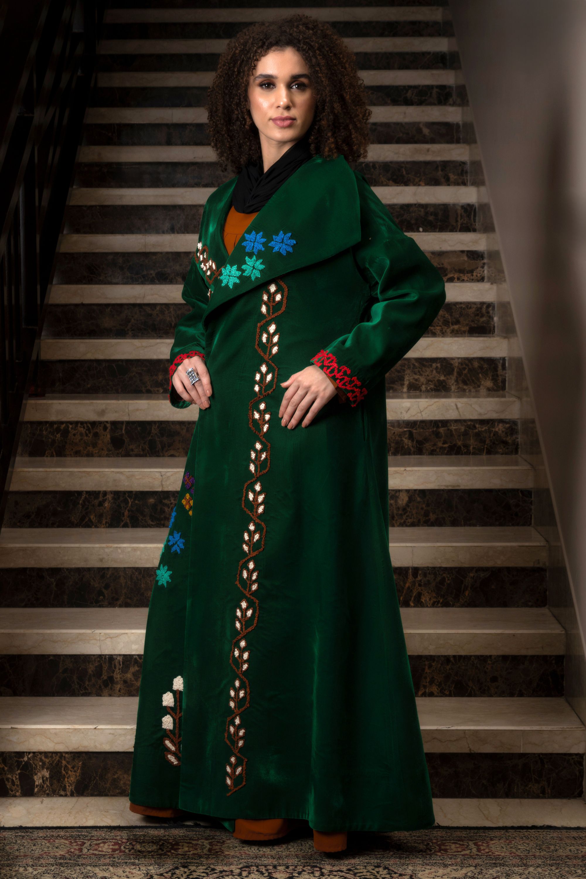 Didda Embroidered Abaya with Sheila